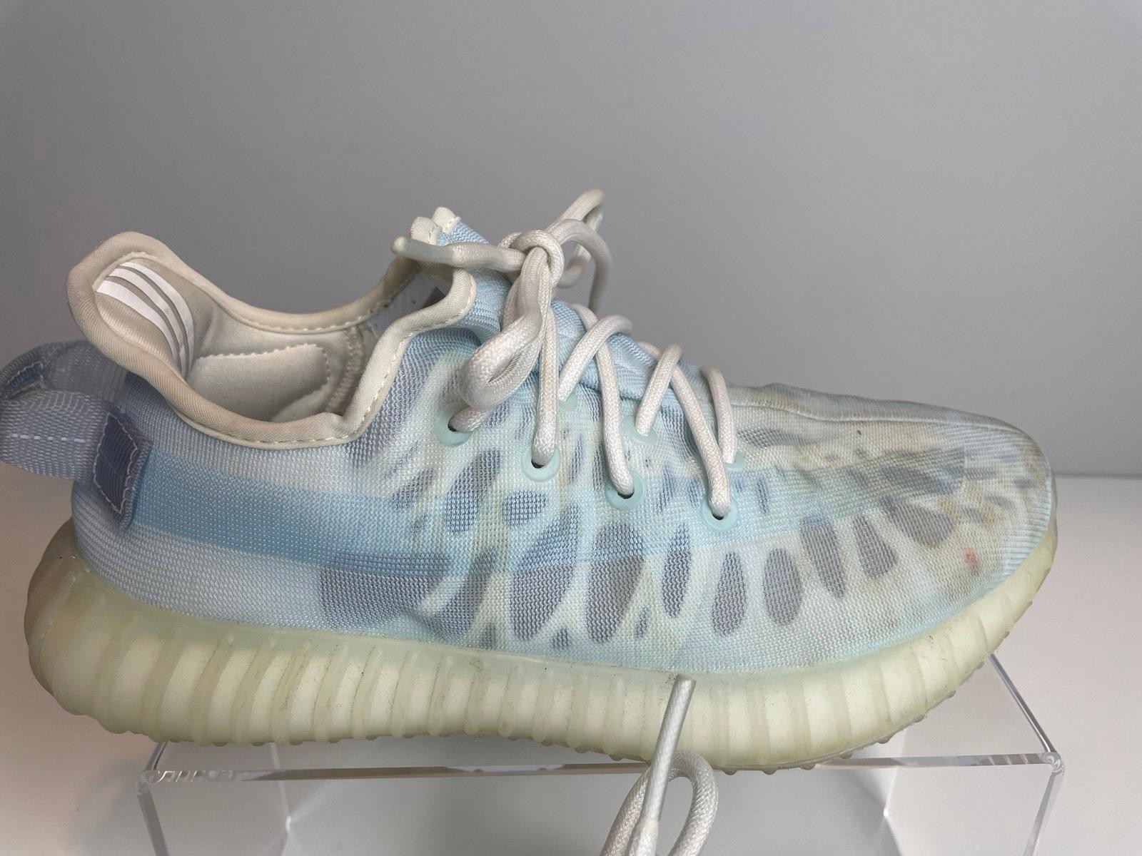 Yeezy x Adidas Blue/White Mesh Boost 350 V2 Mono Ice Sneakers Size US 6.5 39.5