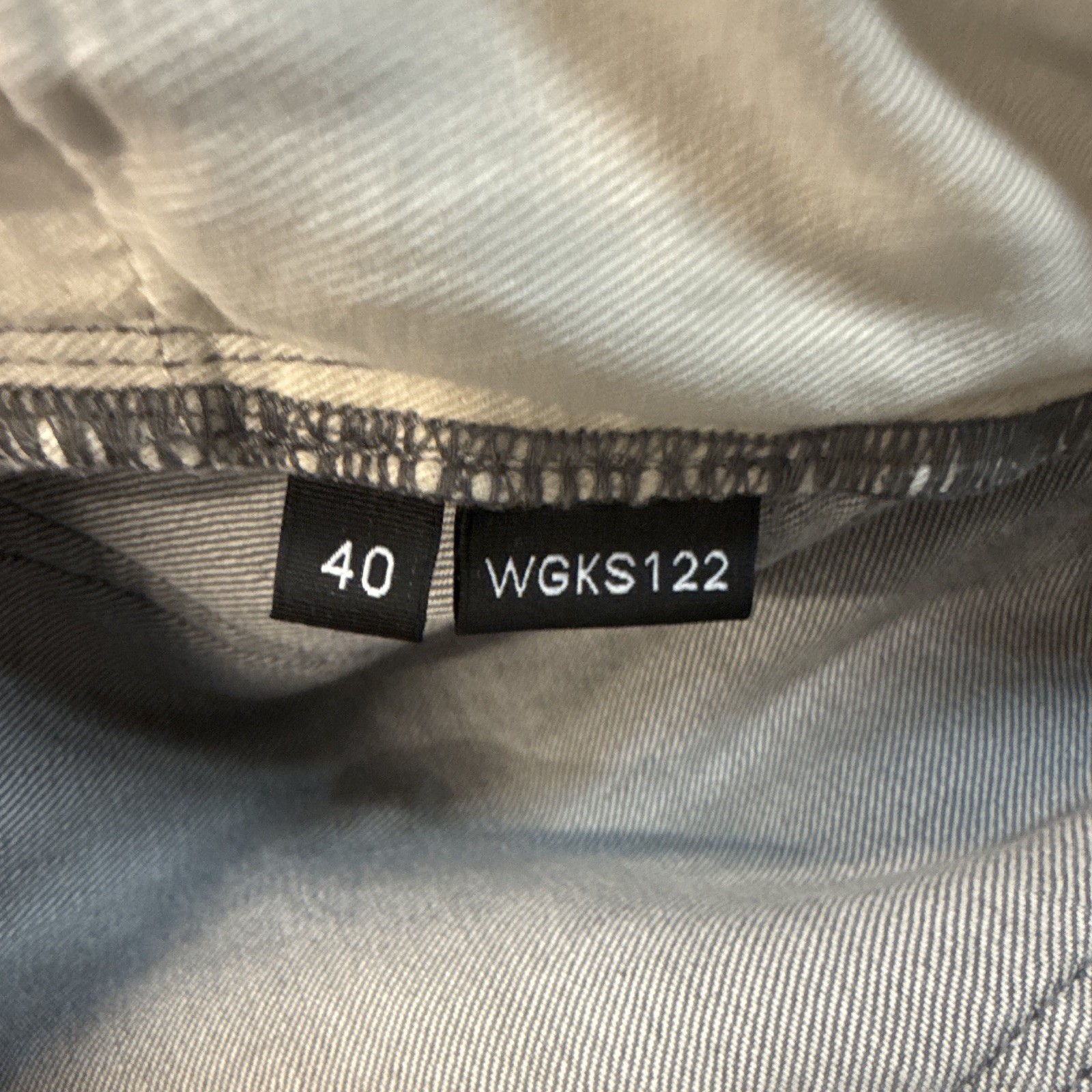Purple Brand Men’s Gray Distressed Slim Jeans Dark Wash 5-Pocket Button