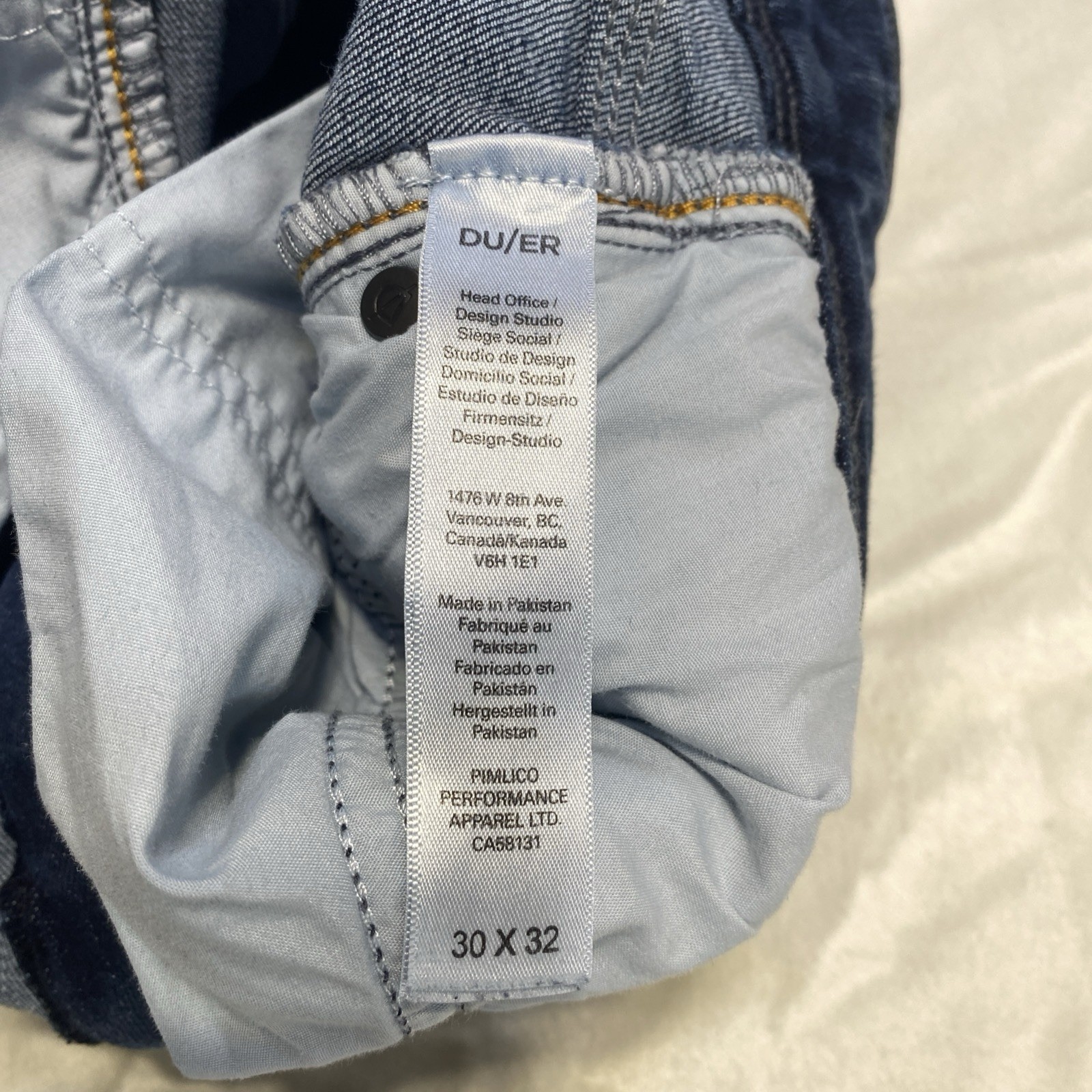 DUER Jeans Men’s 30×32 Dark Wash Straight Fit Performance Denim Stretch Comfort