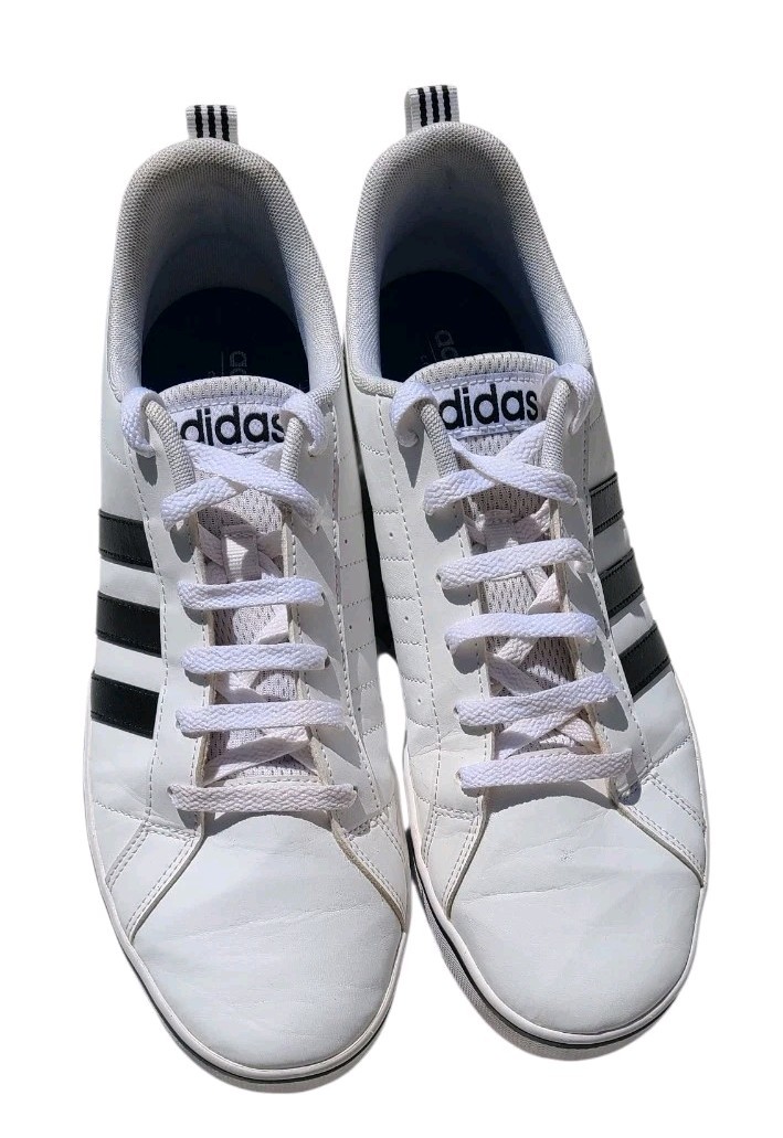 Adidas Men’s Size 11 Adidas VS Pace White W/ Black Trim Sneakers