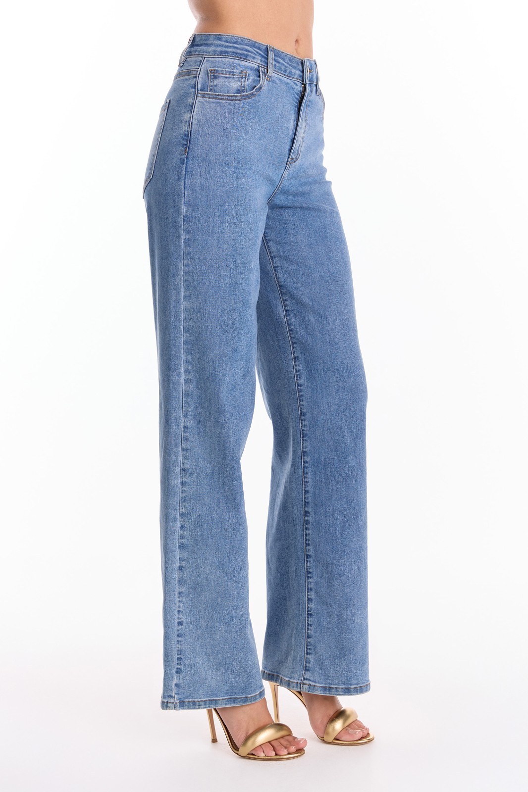 Dahlia High Rise Relaxed Jean Medium Blue THE NOLI SHOP