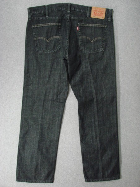 TD11431 2013 **LEVI’S** 514 SLIM STRAIGHT JEANS 38×30 (msr 39″x32″) BLACK