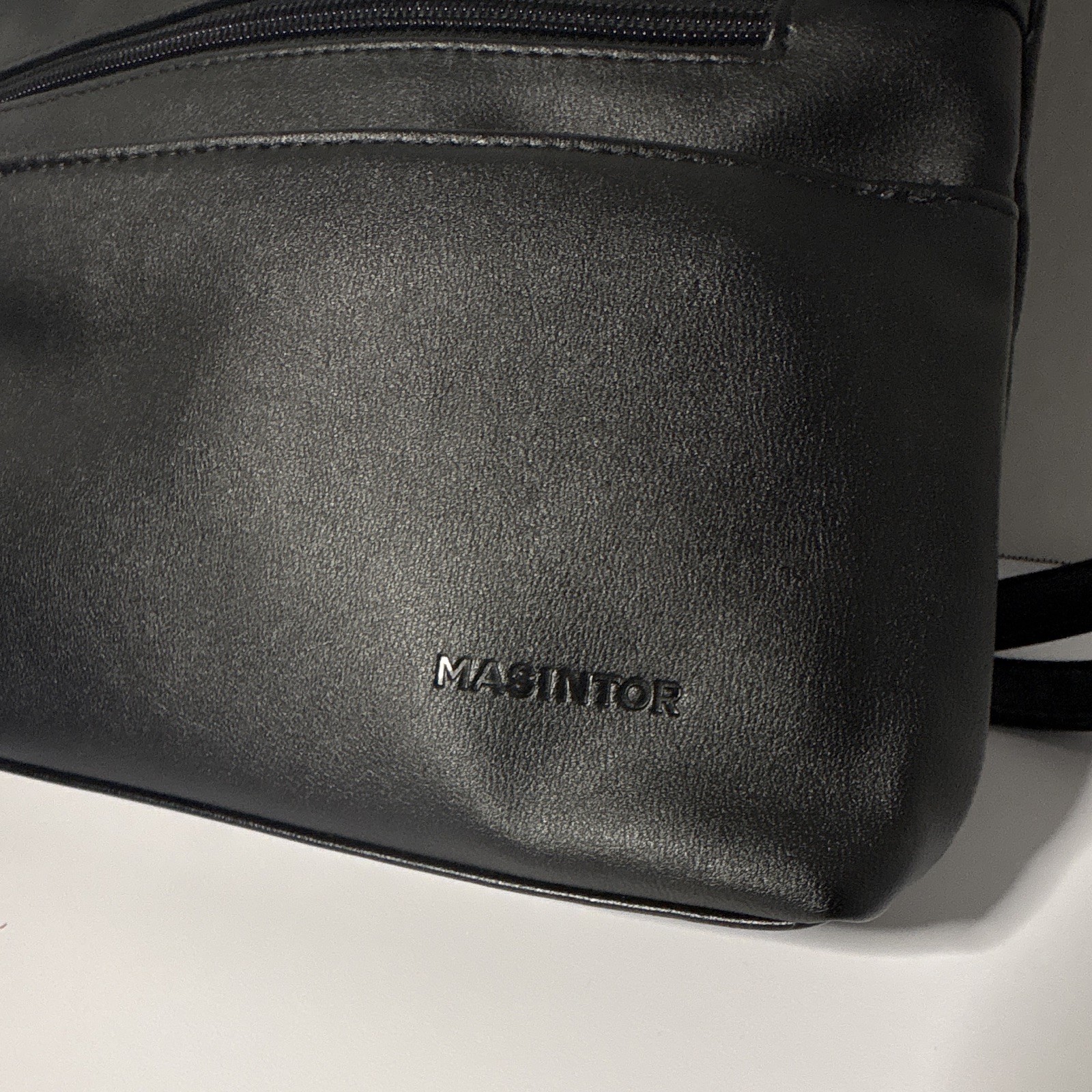 MASINTOR Black Medium Crossbody Bag Zip Tassel Detachable Strap Pockets