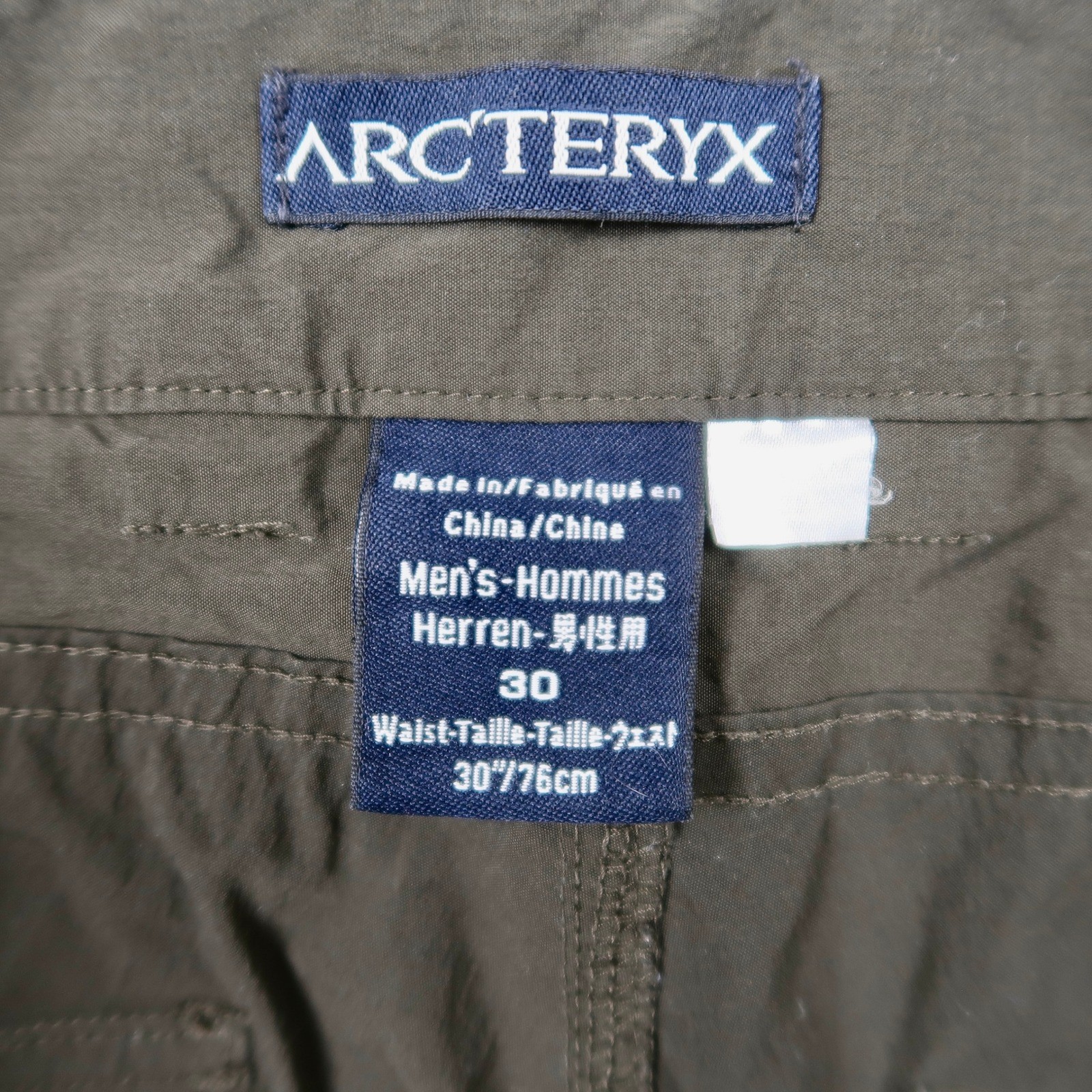 Arcteryx Mens Cargo Pants Size 30 Olive Green Distressed Paint Splatter Outdoor