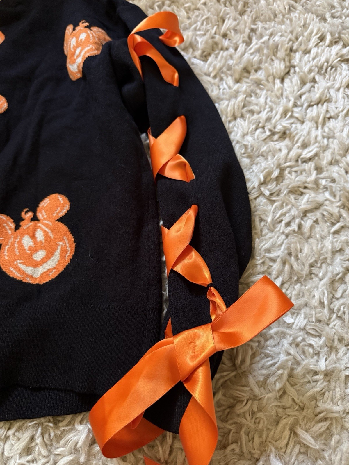 Women’s Disney Mickey Mouse Halloween Pumpkin Button-Front V-Neck Cardigan M