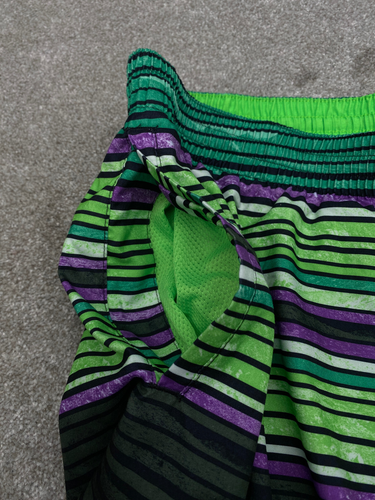 Nike Mens Volley Core Swim Shorts NESSB465-364 2XL Green Black Striped 6570