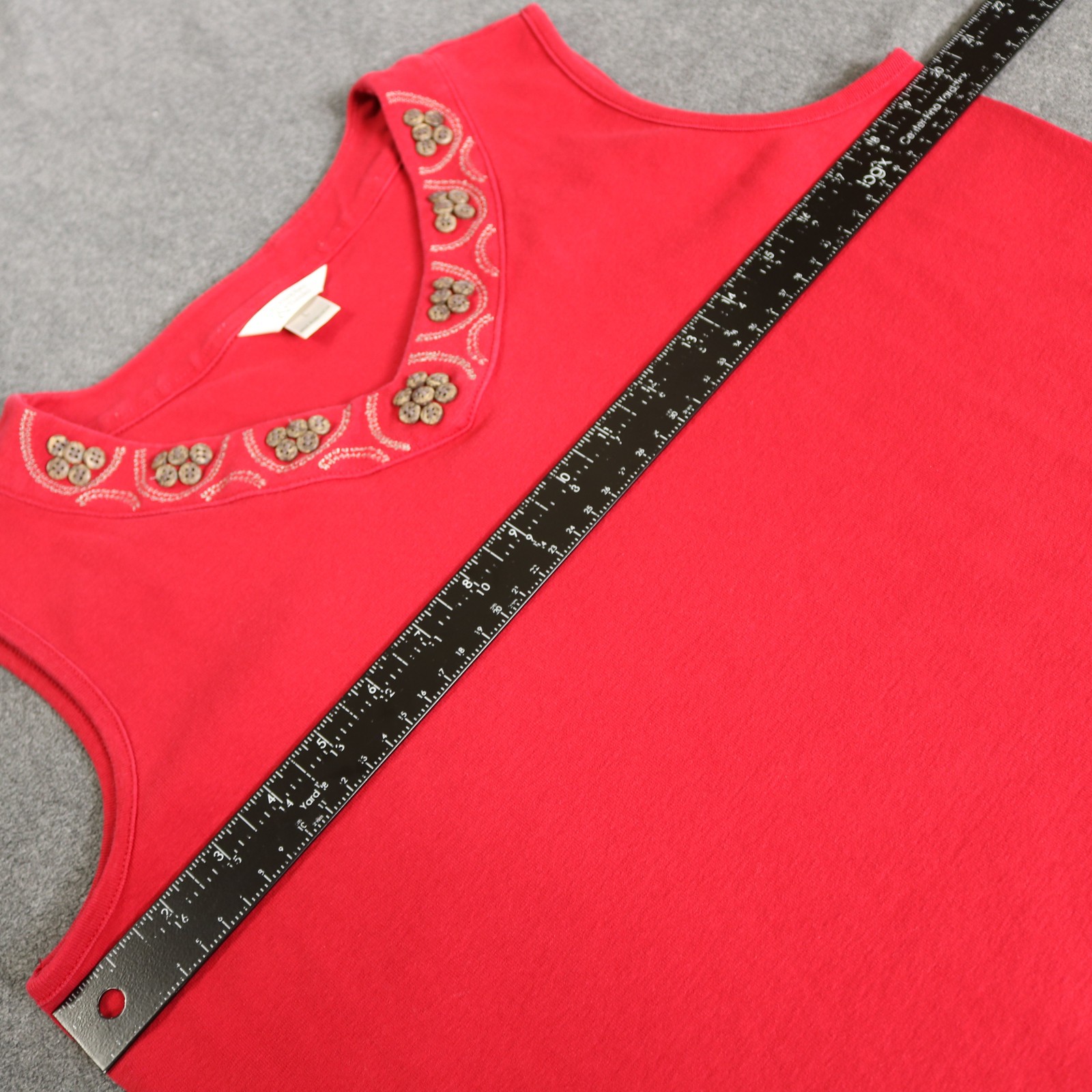 Christopher & Banks Button Accent V-Neck Sleeveless Knit Top Red L
