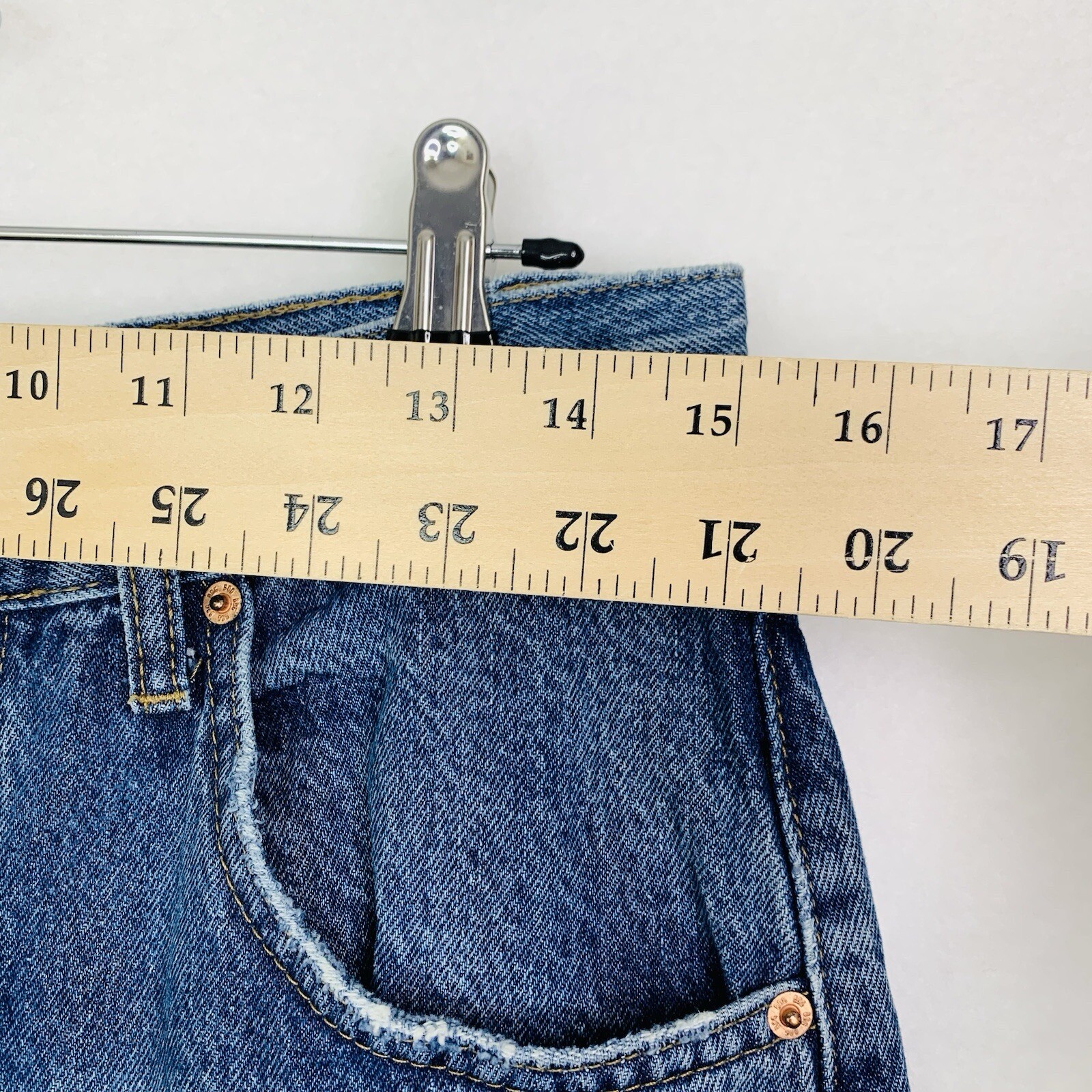 BDG Urban Outfitters Jeans Boyfriend High rise Blue Denim Womens Size W29 x L32