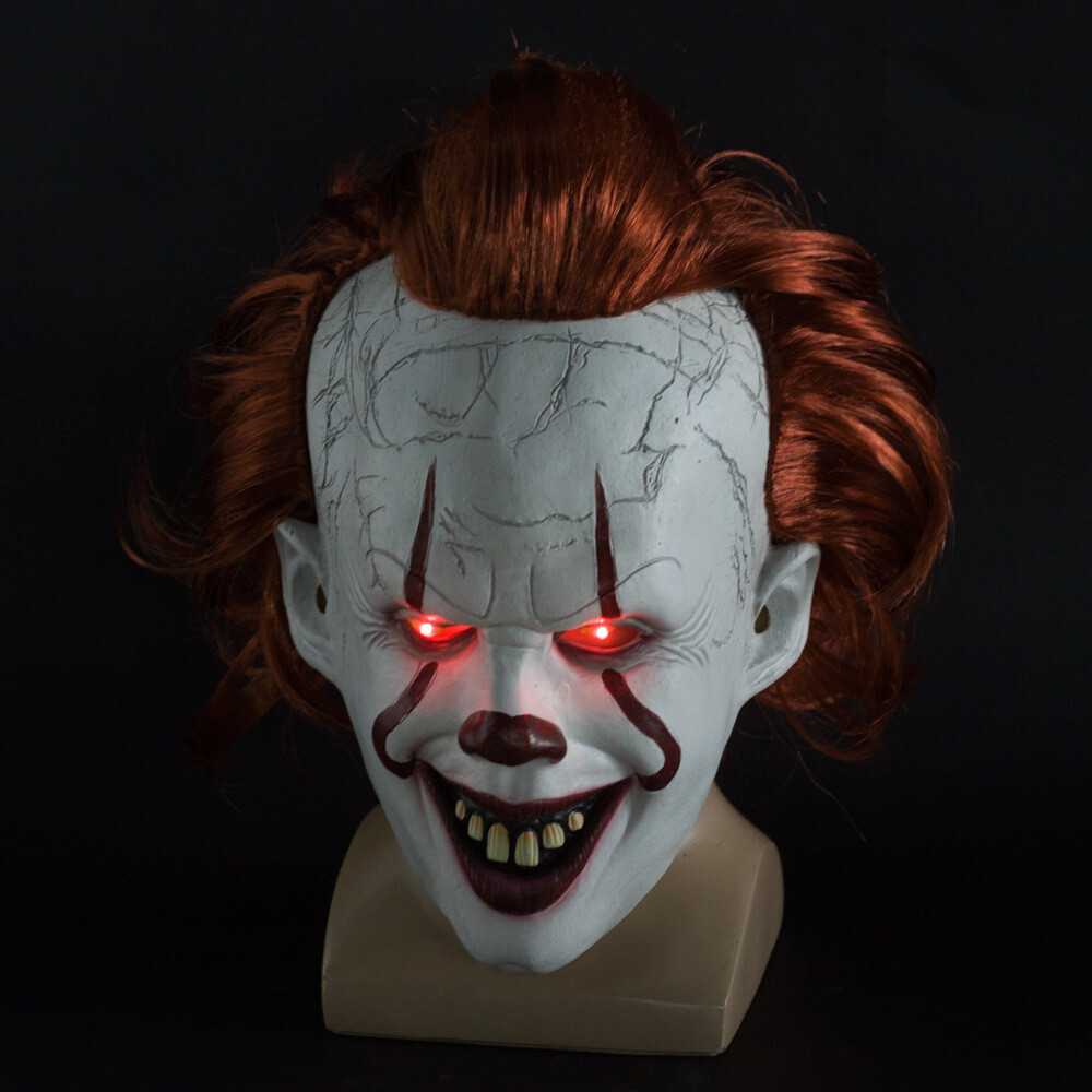 LED Pennywise Clown Mask Stephen King’s It Chapter Two Masque Movie Cosplay Mask
