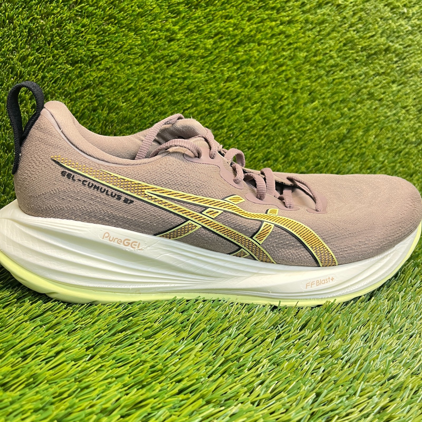 Asics Gel-Cumulus 27 Mens Size 12 Beige Athletic Running Shoes Sneakers