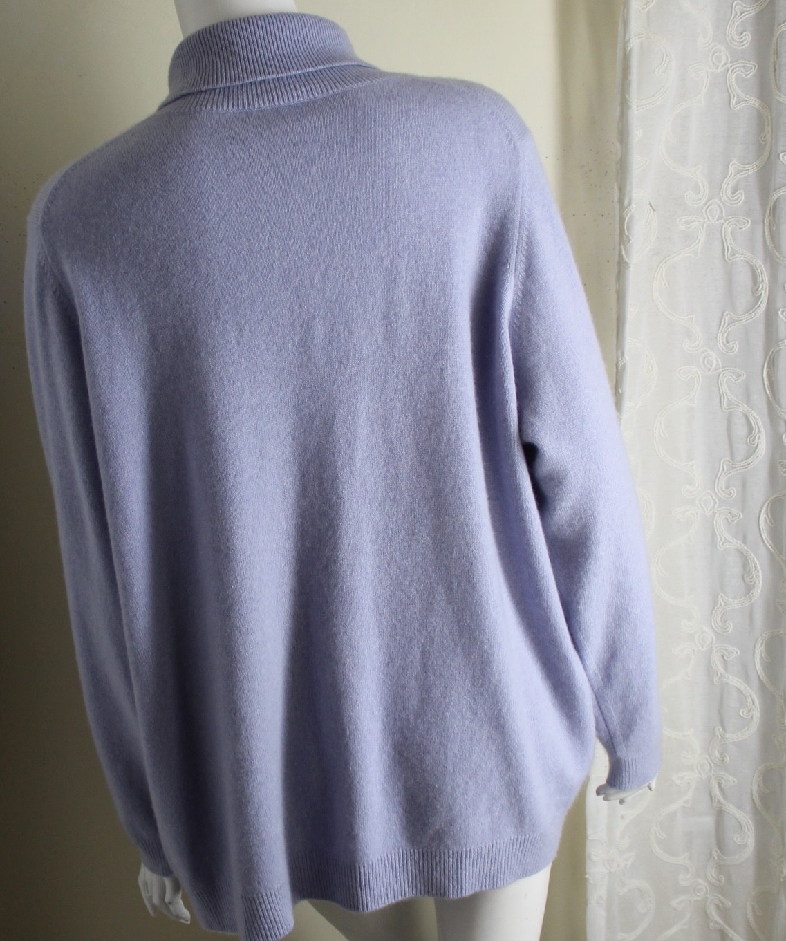 Lands End 1X 2X 53″Bust Plush Lavender Purple 100% Cashmere Turtleneck Sweater