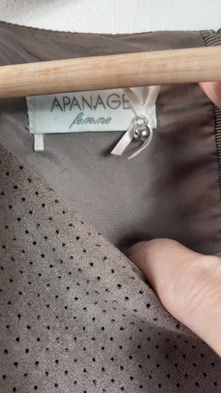 Apanage beige camel suede feel dotted short sleeve shift dress sz 16 *flaw*