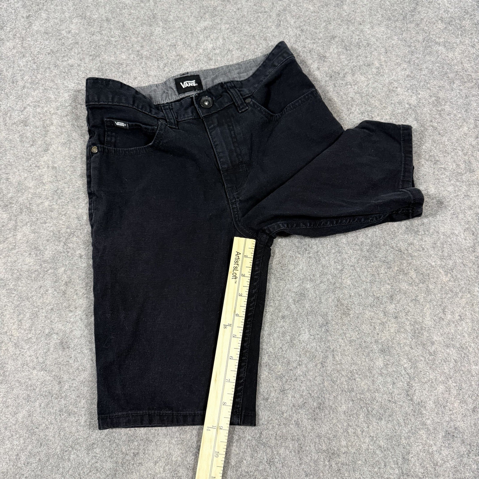 Vans Shorts Denim Jean Shorts Youth Boy’s Size 12 (Actual Fits 25.5×8.75) Black