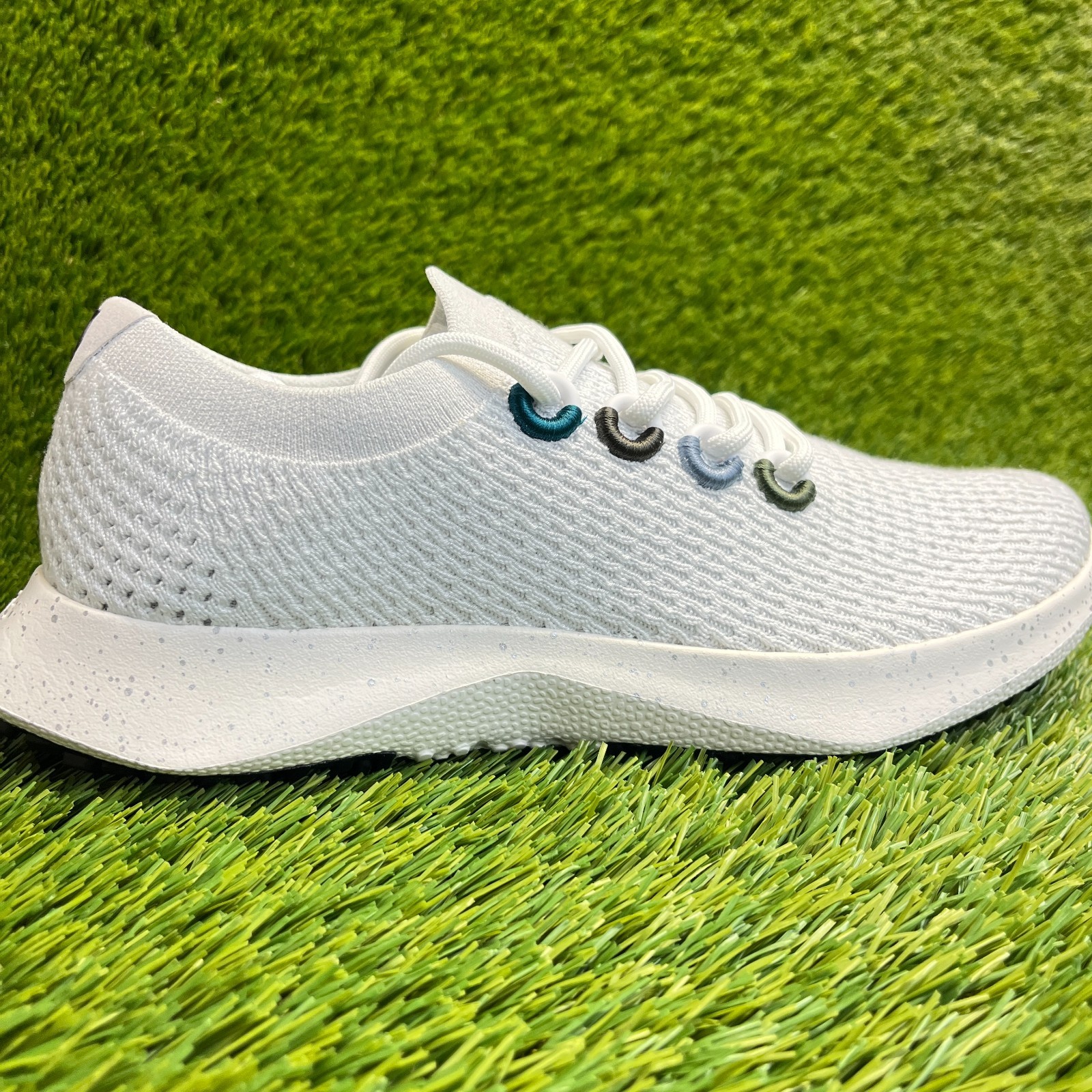 Allbirds Tree Dasher 2 Womens Size 10.5 Blizzard Athletic Running Shoes Sneakers