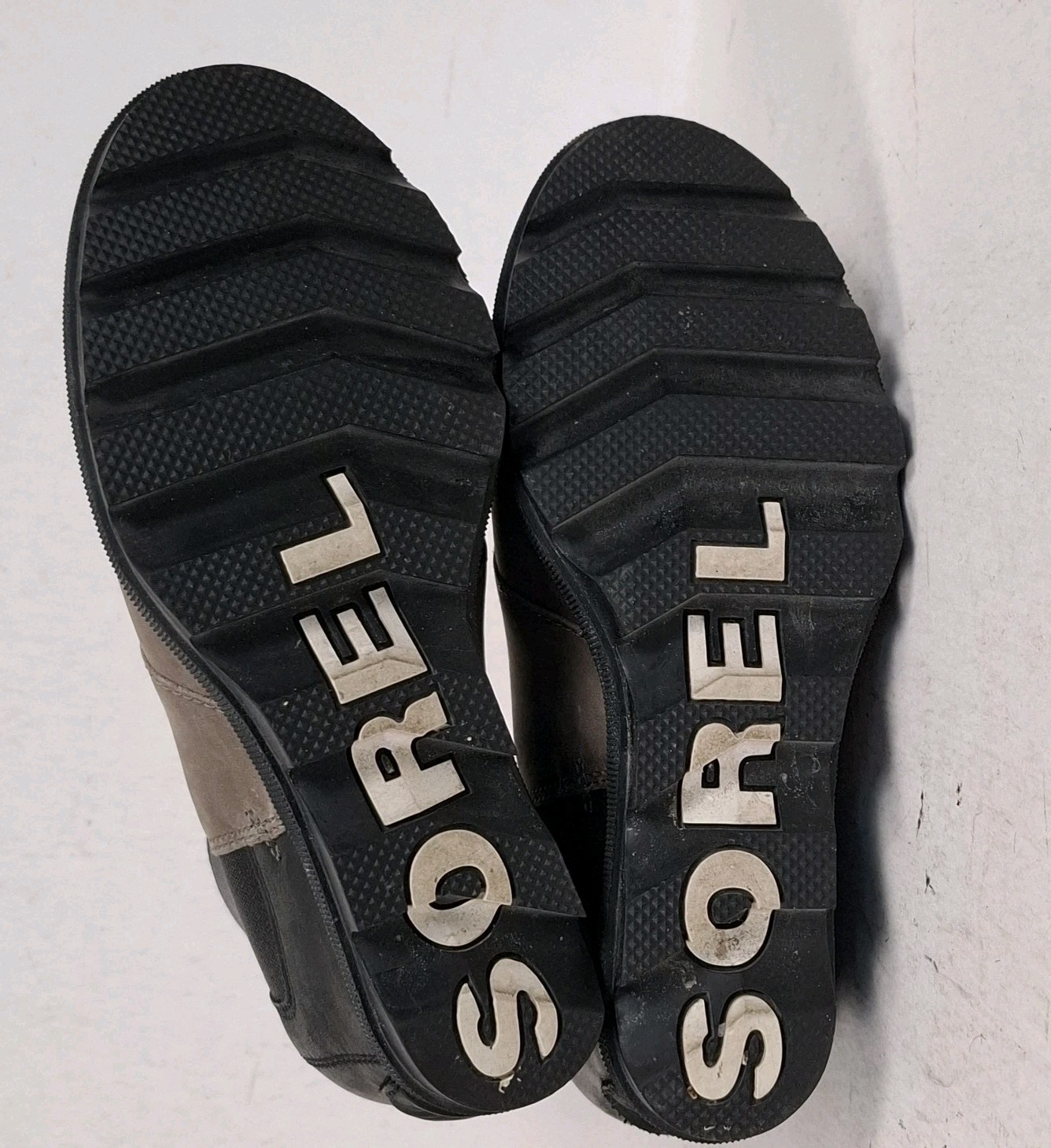 Sorel Joan of Arctic II Chelsea Wedge Ankle Boots Black Leather US 6.5 EU 37.5