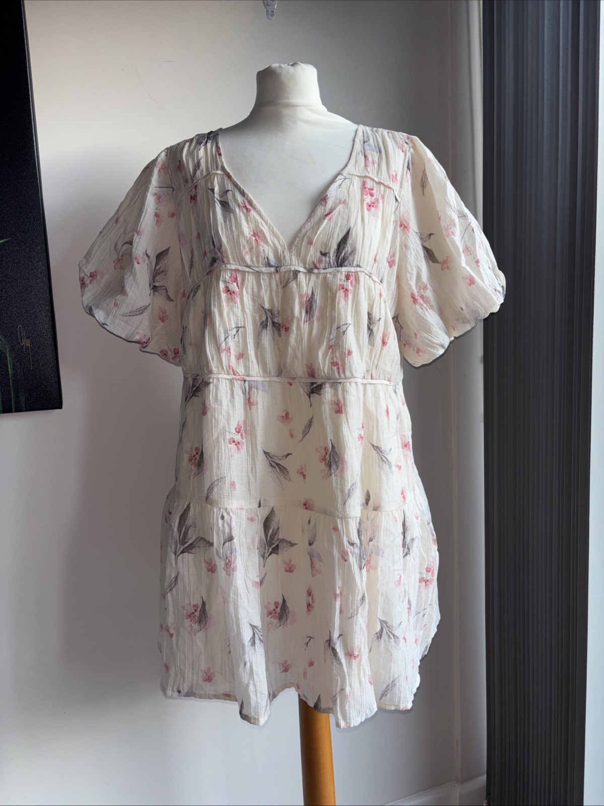 Dress Marks & Spencer Size 16 Petite Floral Knee Length Puff Sleeve Lined Bnwt