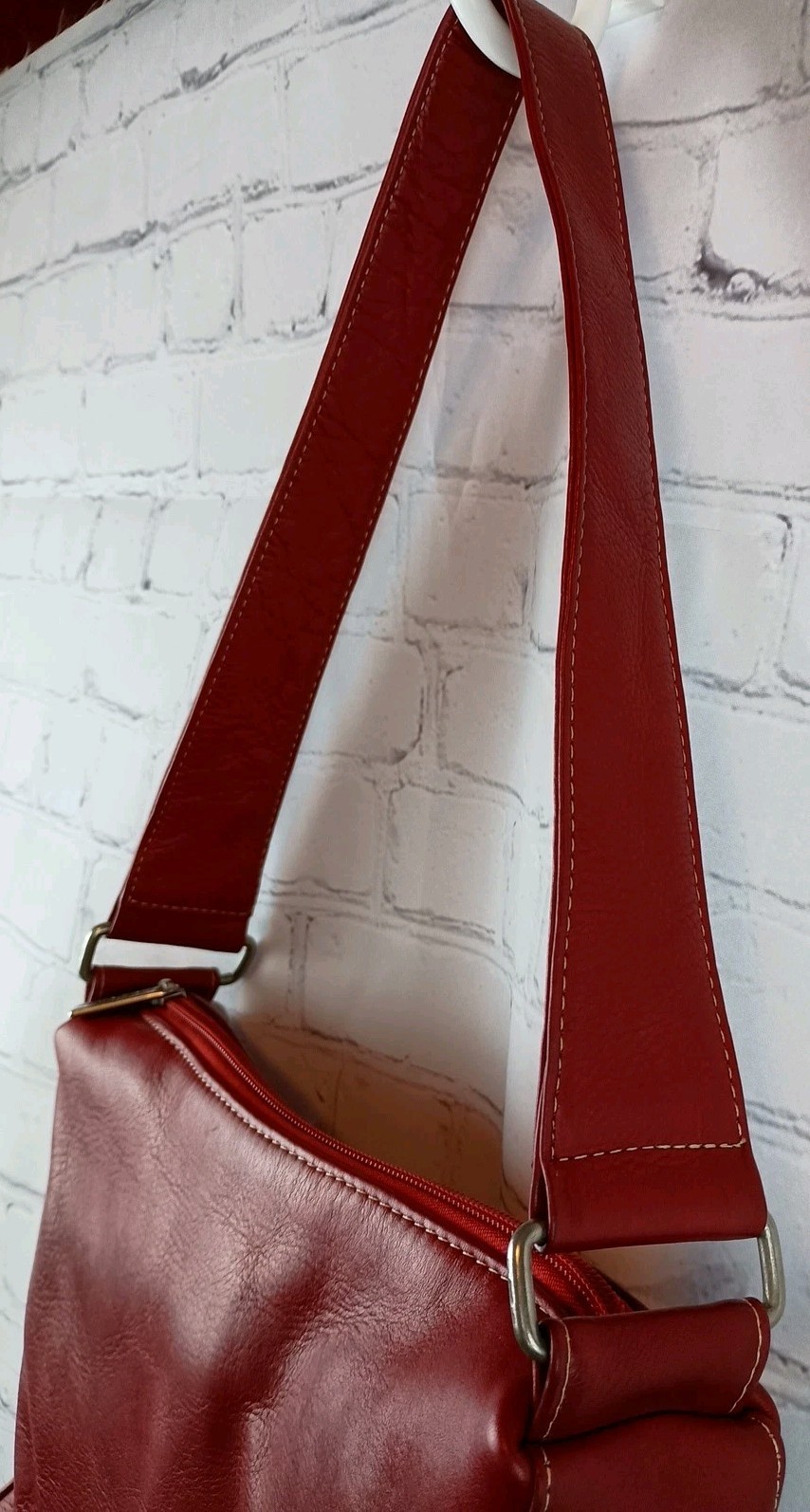 Le Donne Red Leather Shoulder Bag Purse