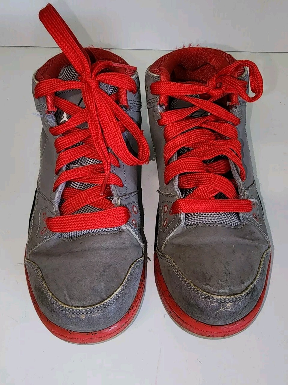 Nike Air Jordan Flight Origin Kids Size 2Y US Gray Red Black Shoes
