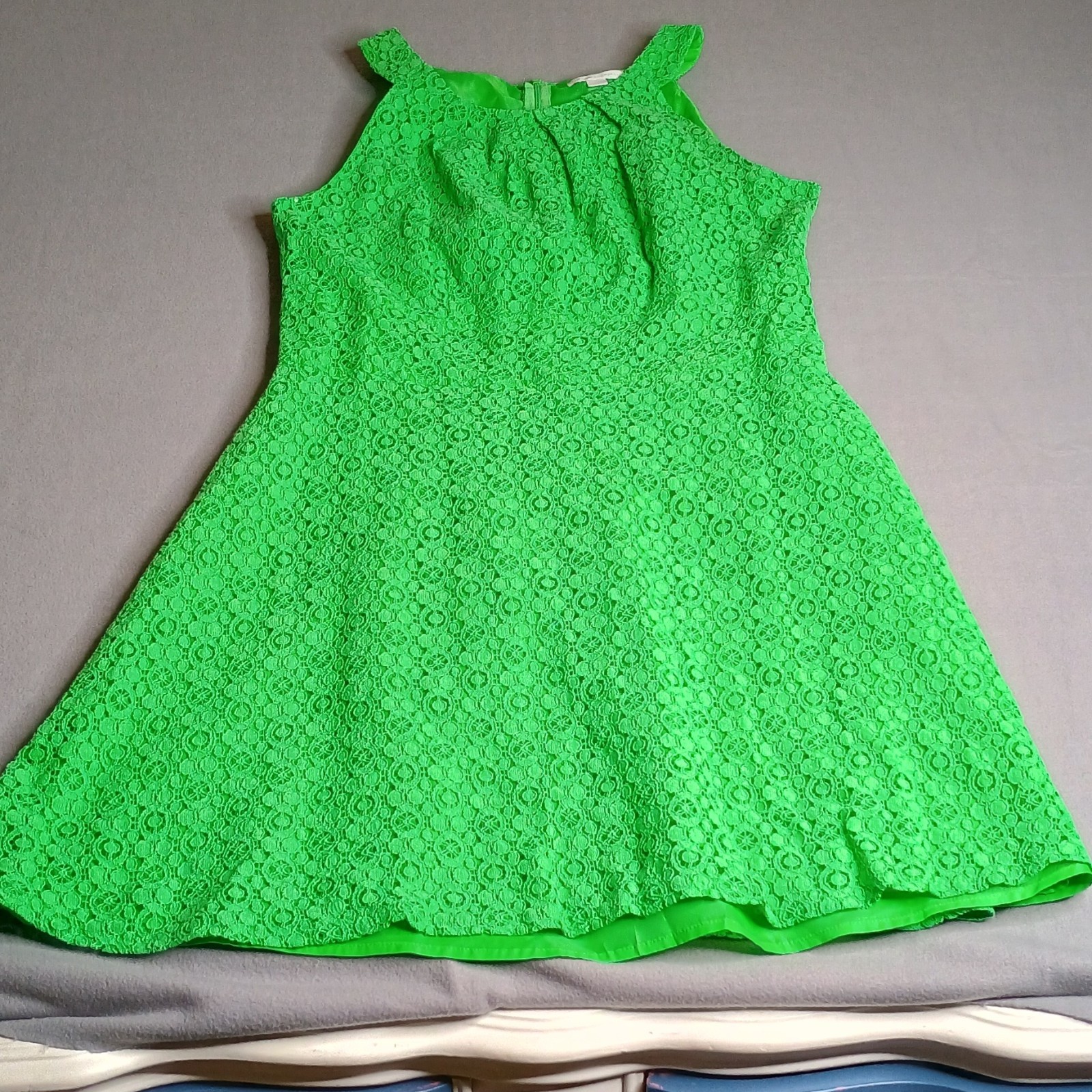 New York & Company Green A-Line Lined Sleeveless Dress 12 Eyelet Lace Party