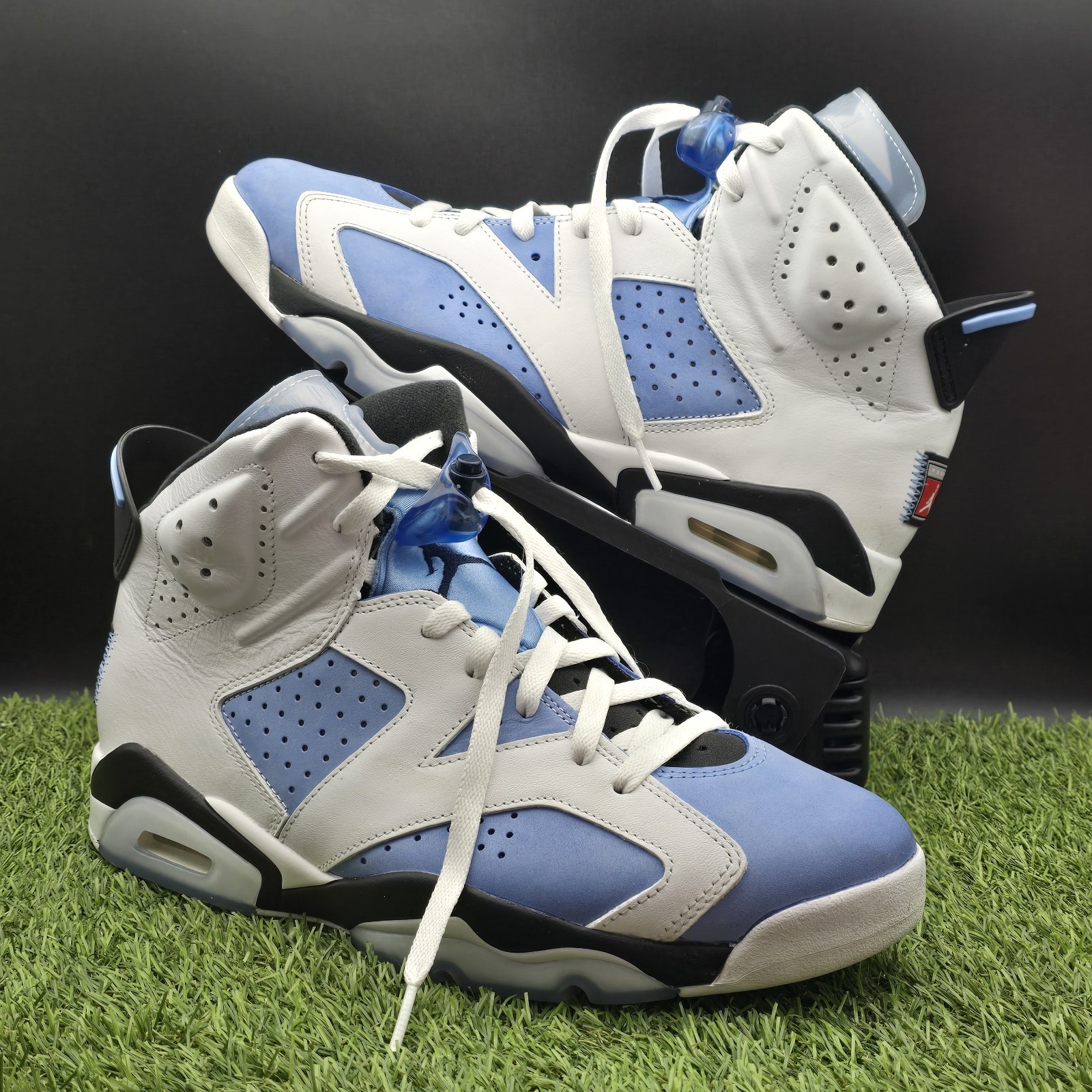 Jordan 5 Retro “University Blue”, Pre-Owned(Great Shape), OG Box, Sz 10.5M/12W