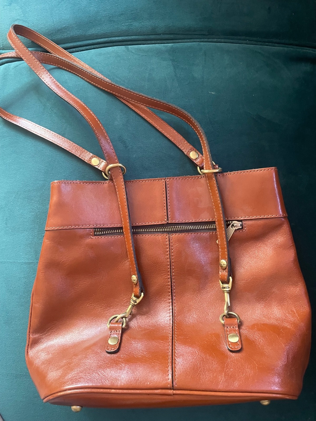 Brown Leather Patricia Nash shoulder bag suede interior, gold brass hardware