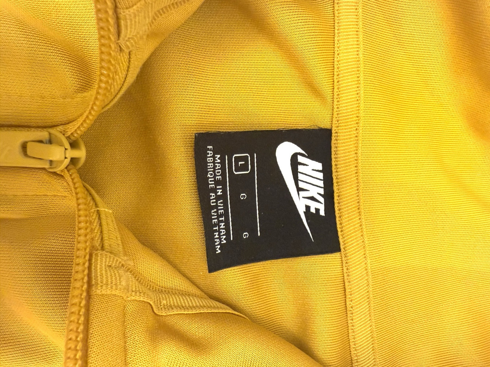 Nike Tribute Track N98 Jacket Golden / Mustard AR2244 711 Mens size L 2019