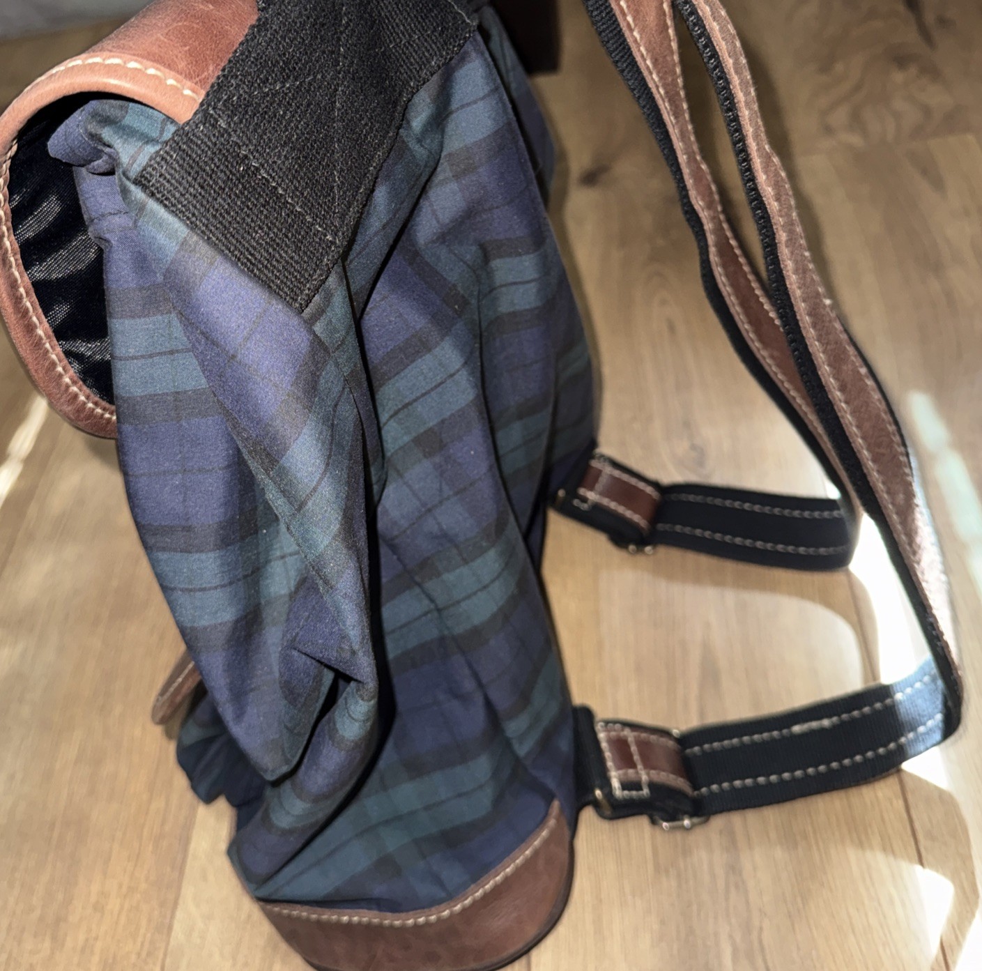 Vintage Eddie Bauer Leather Plaid Turn Lock Large Daypack Rucksack Backpack Rare
