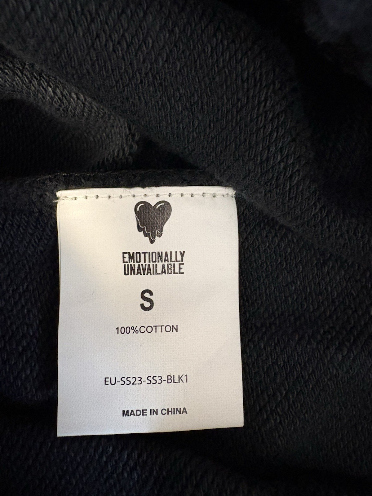 Emotionally Unavailable Rhinestone Logo Sweat Shorts Black Men’s Small NWT