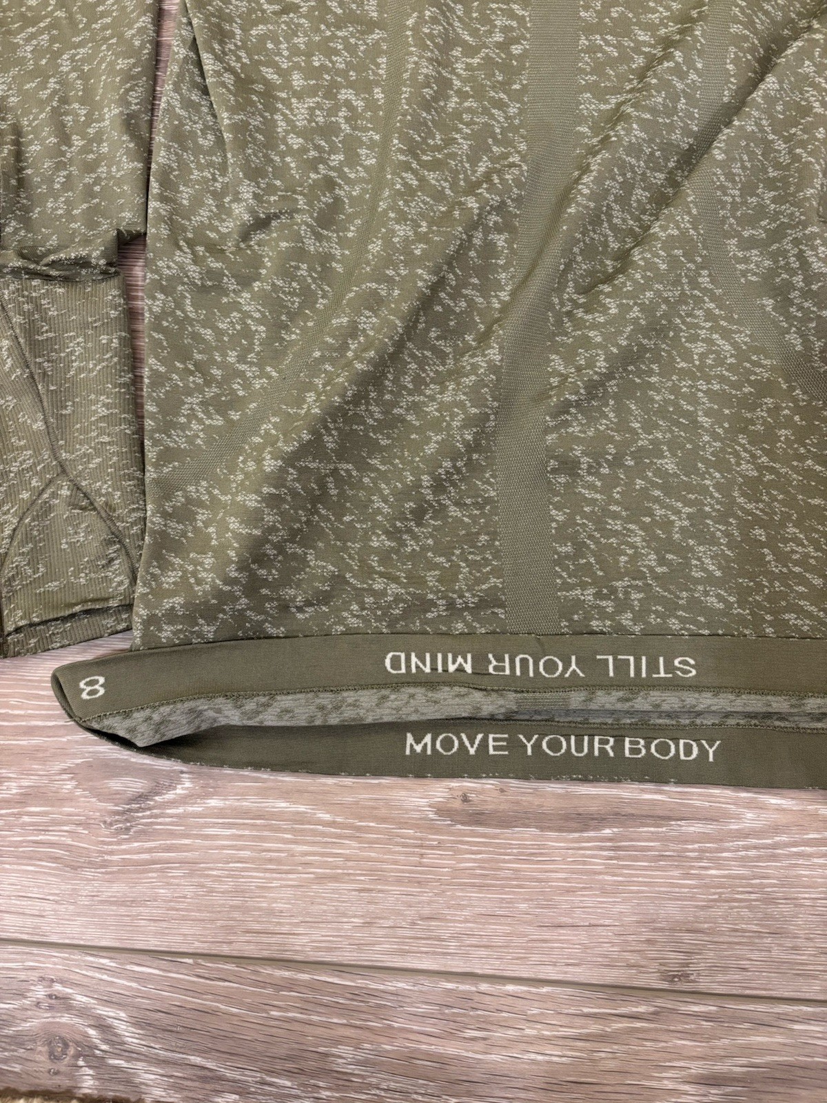 Lululemon Women’s Swiftly Tech Long Sleeve 2.0 Shirt Olive Green – Size 8