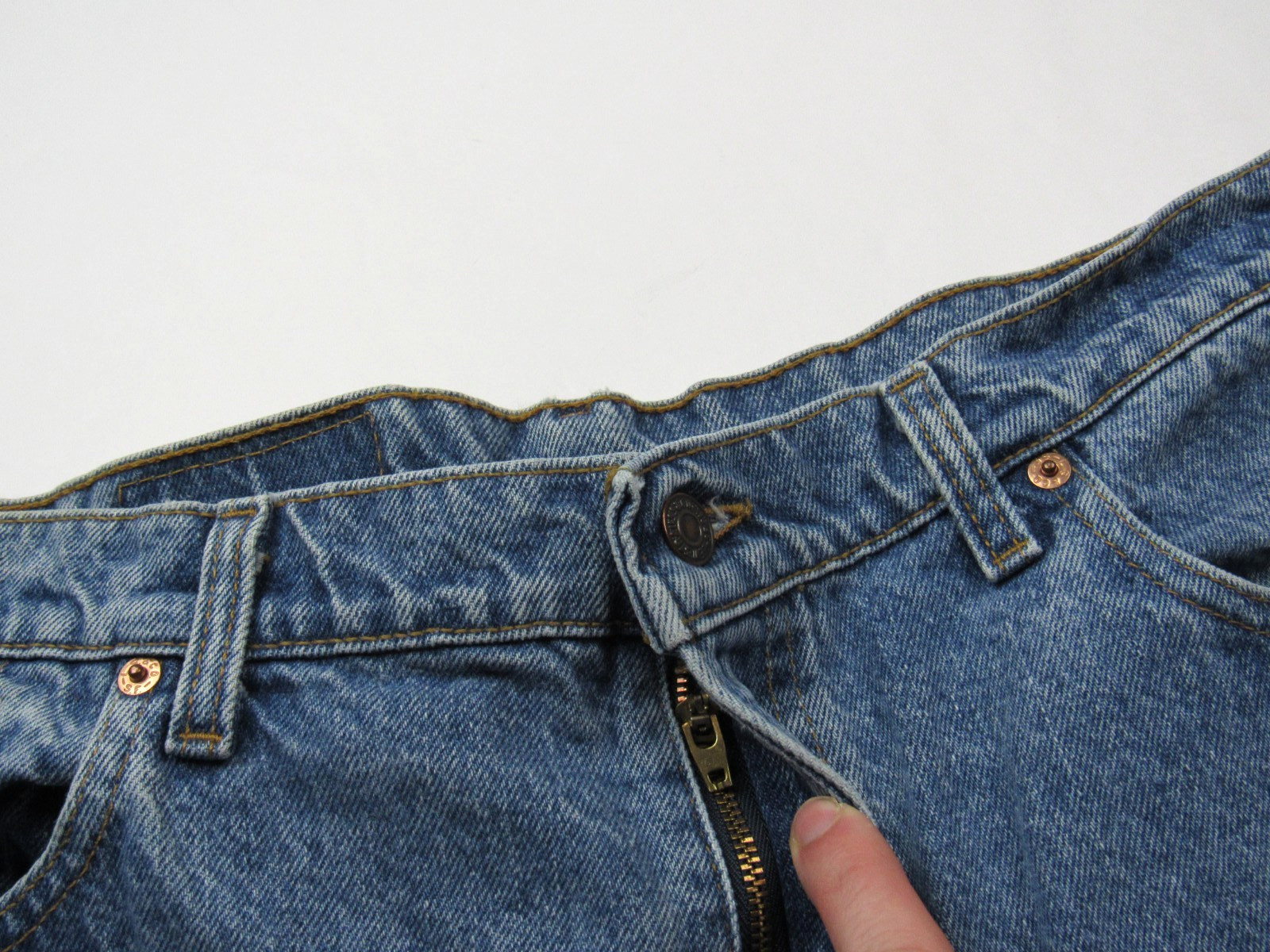 Vtg 1996 Levi’s 567 Loose Extra Wide Leg 37 x 33.5 Skate Jeans 90’s Baggy Y2K