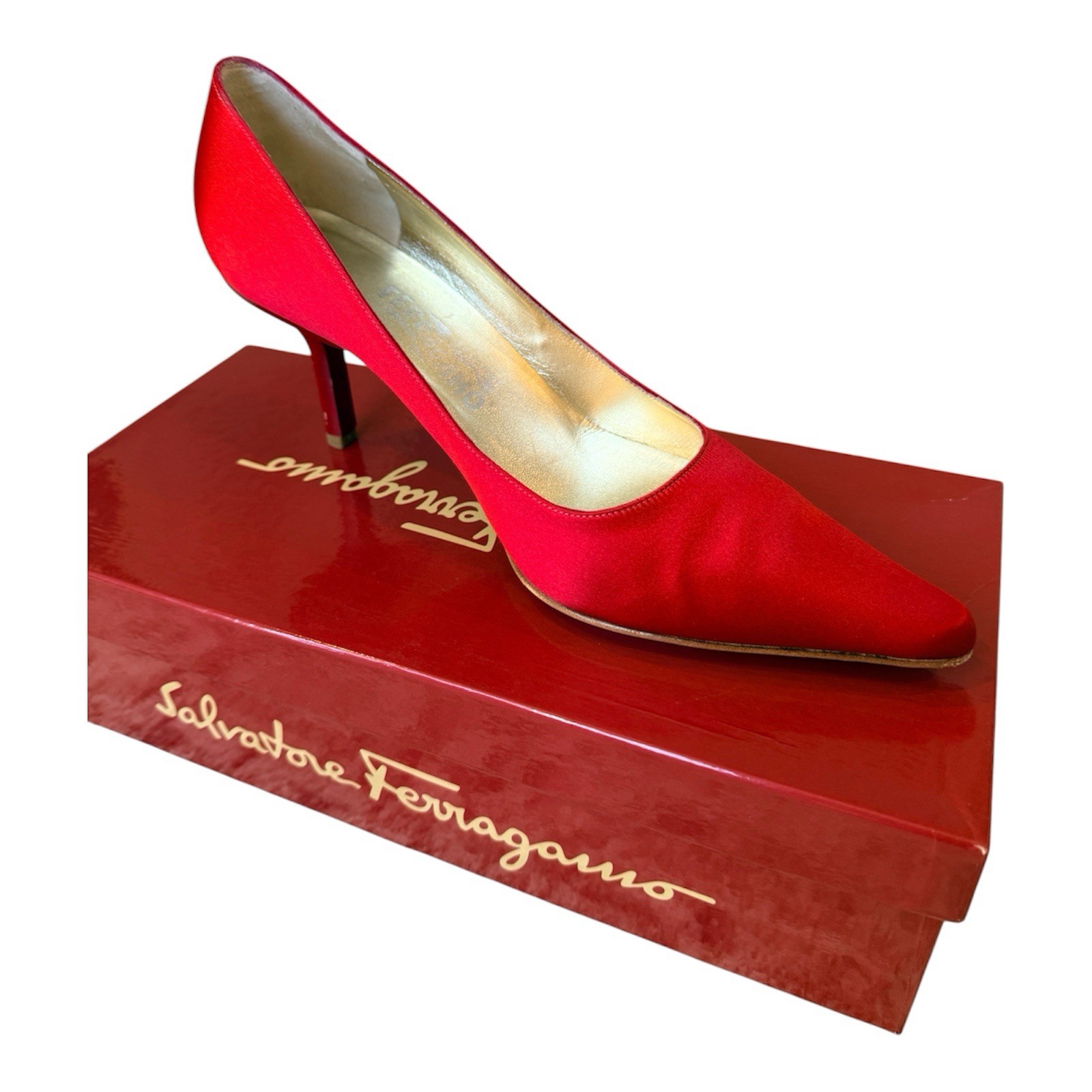 Vintage 1960s Salvatore Ferragamo Red Satin Pumps Heels 8.5 Made in Italy RARE