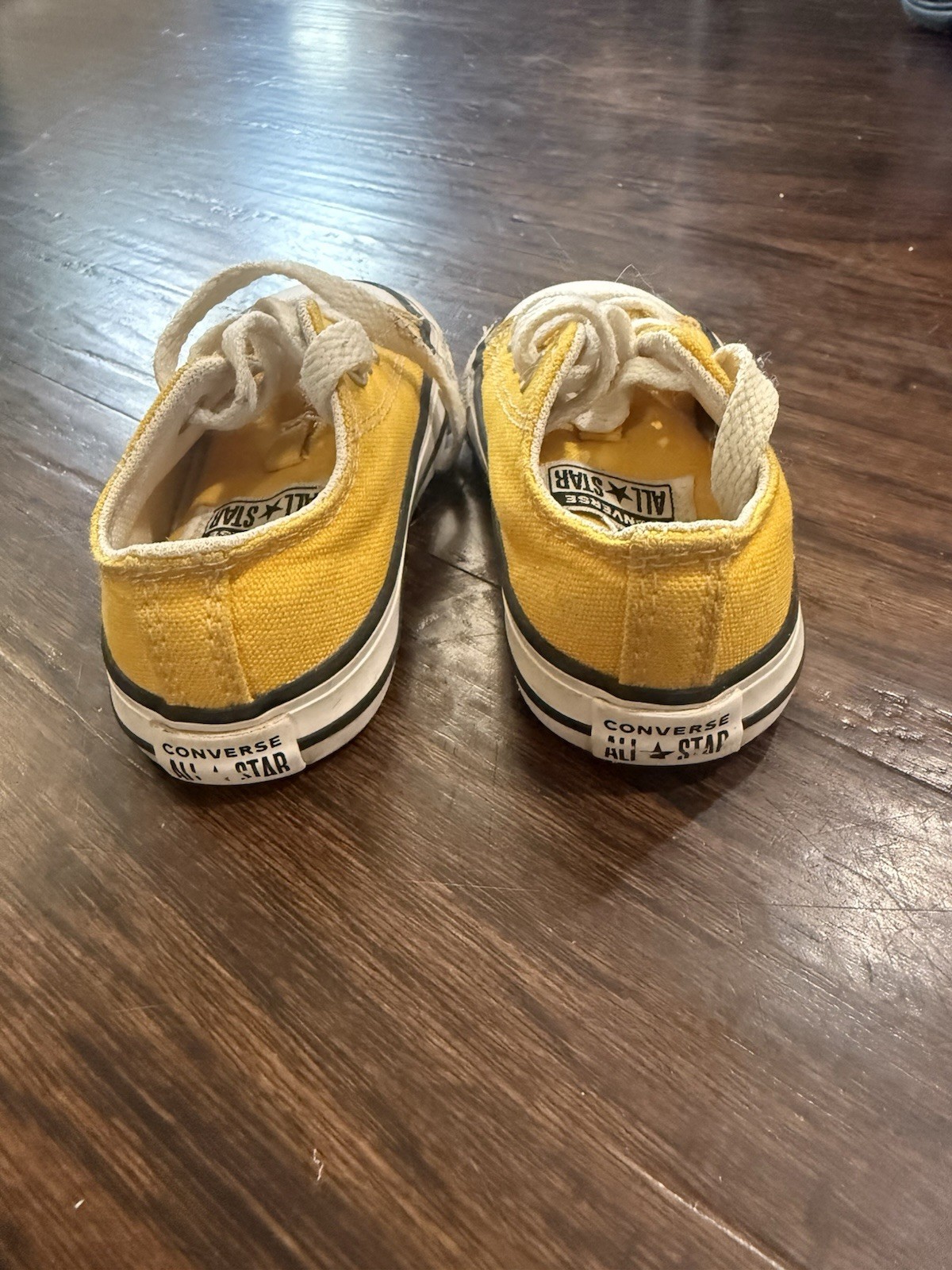 Converse Chuck Taylor All Star Toddler US 5 Yellow Canvas Low Top Lace-Up