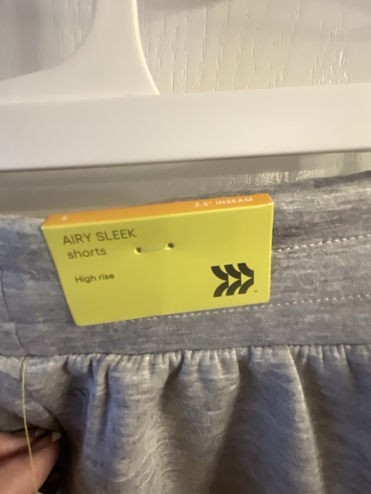 All in Motion Airy Sleek Women’s High Rise Heathered Gray Shorts S 3.5″
