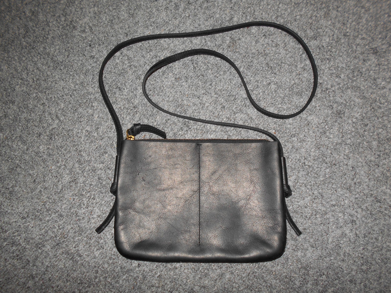 MADEWELL SIMPLE 9X6.75 SMOOTH BLACK LEATHER CROSSBODY ZIPPER BAG