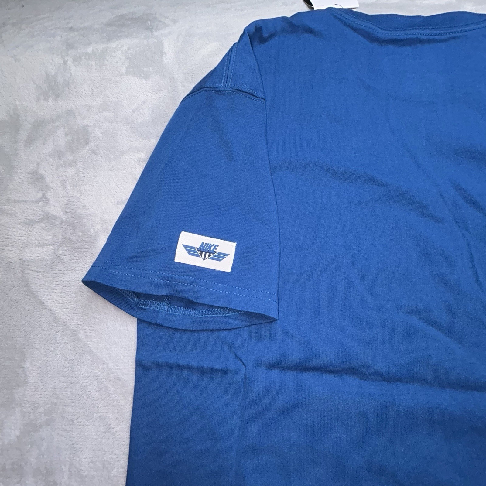 Nike Sportswear Air Graphic Tee Medium Blue Loose Fit Floral NWT