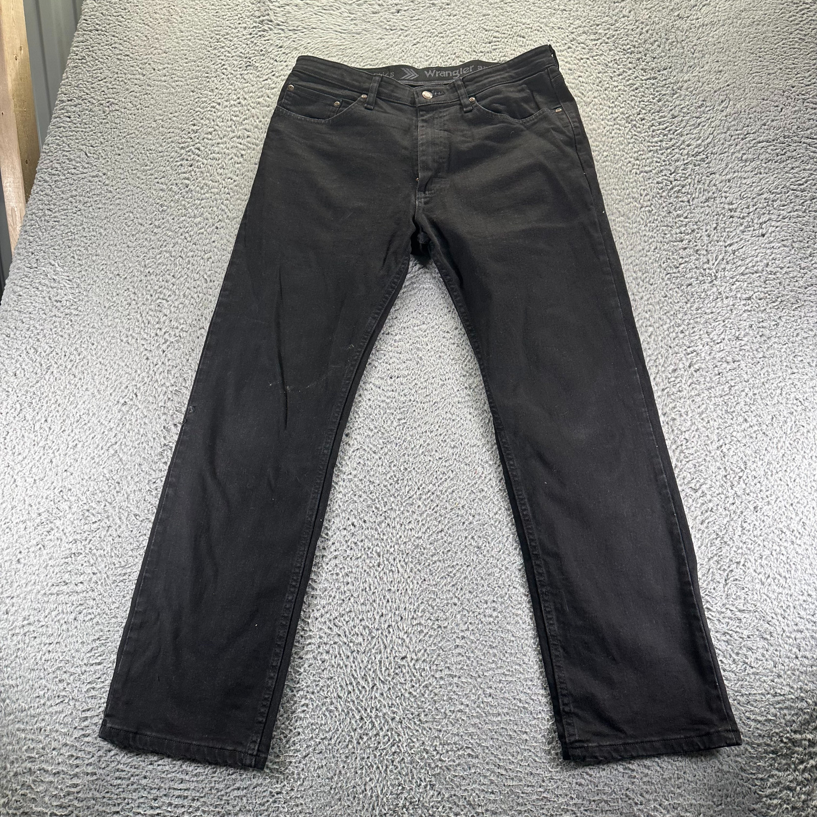 Wrangler Authentics Jeans Men 33×30 Black Cotton Denim Straight Stretch Workwear