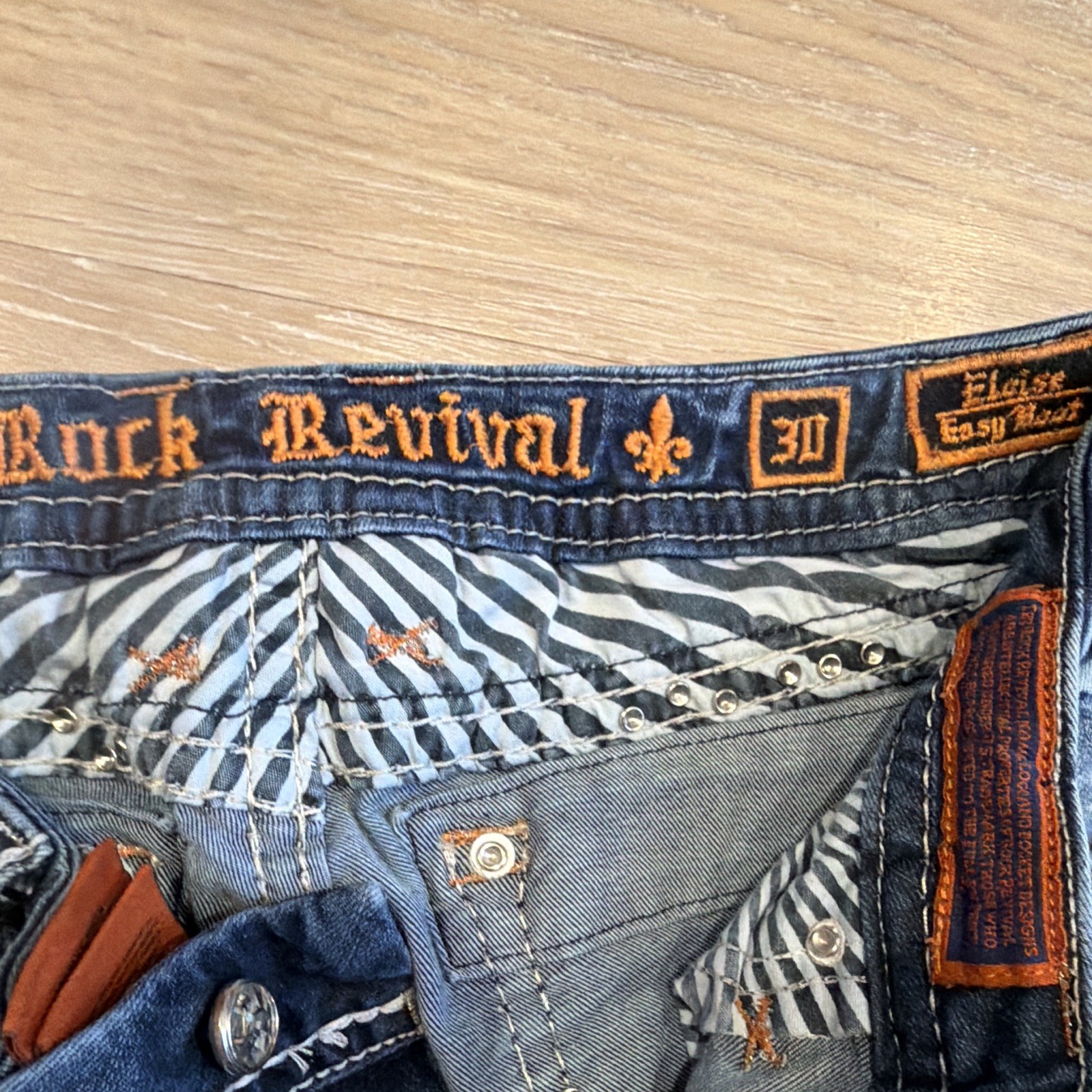 Rock Revival Elan Easy Boot Bootcut Slim Low Rise Medium Wash Embroidered