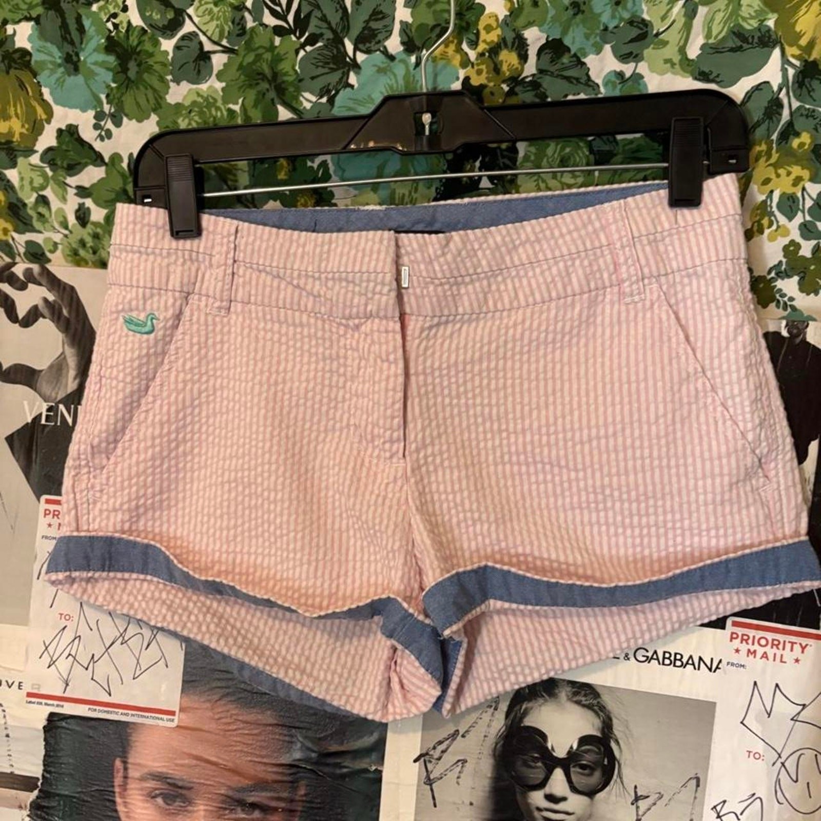 Southern marsh seersucker shorts pink