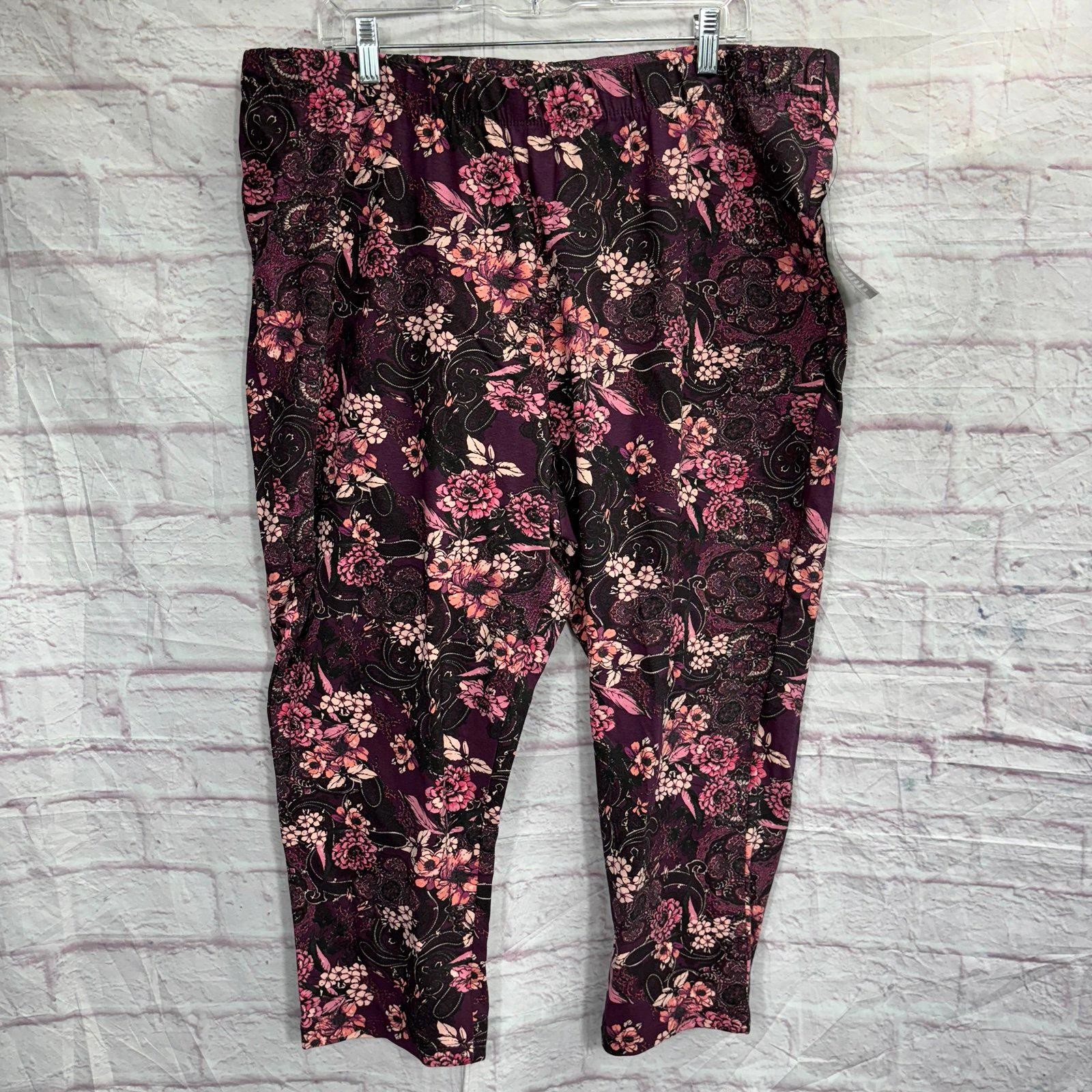 Roamans 26/28 NWT Capri Pullon Pants