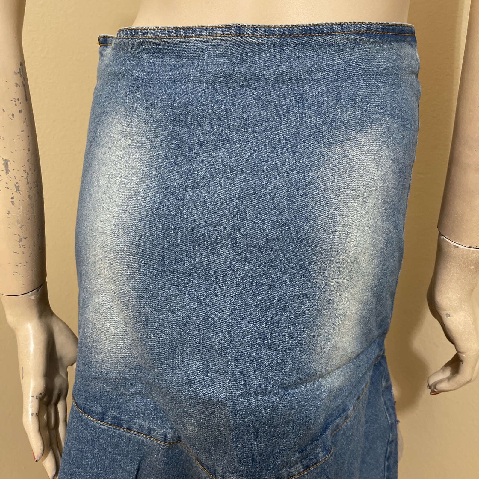 Women’s Blue Denim Cotton Casual Stretch Bead Boho Zipper Size M(6-8) Skirt 3277