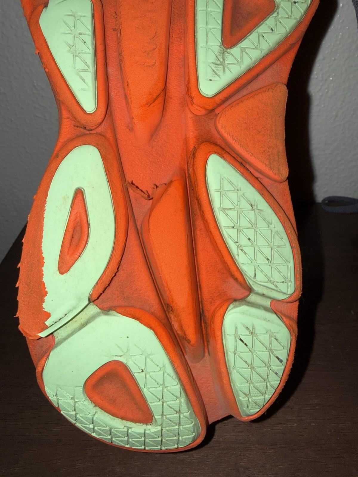 Hoka One One Bondi 8 Mens 9.5D Grey Orange Trail Road Running Shoes Sneakers