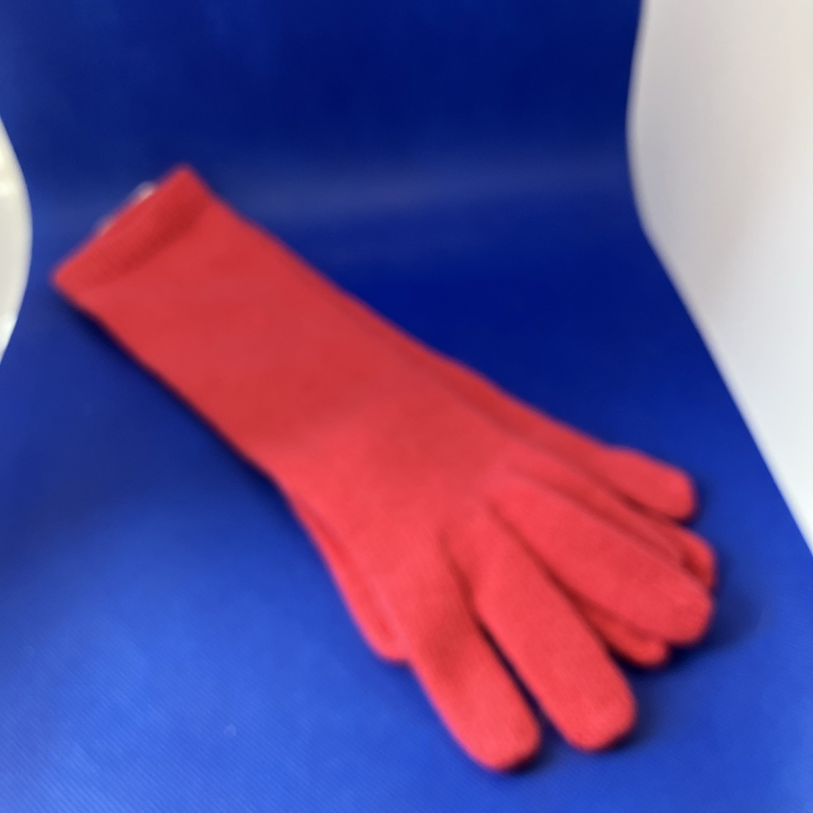 Portolano 13″ cashmere gloves in a bright pink/coral color