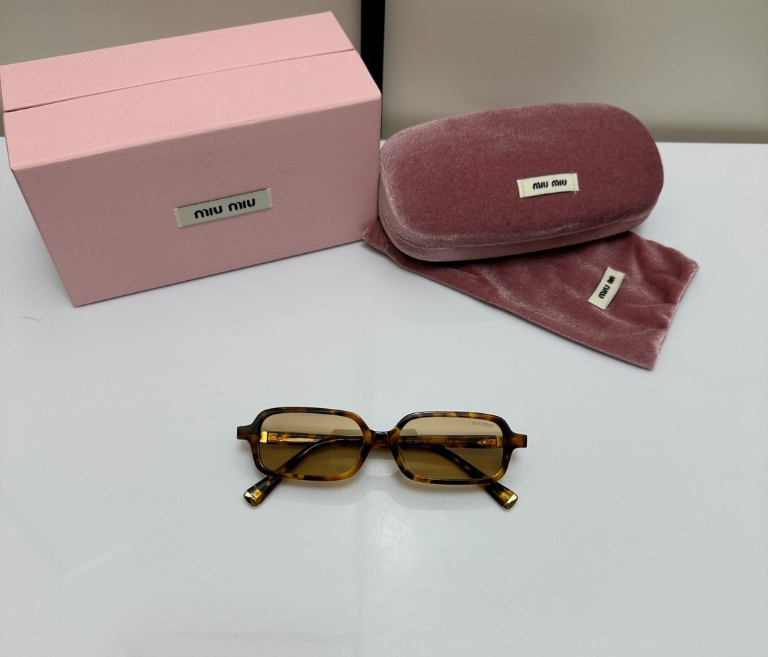 Chic Tortoiseshell Rectangle Sunglasses Slim Frame Brown Tinted Lens Glasses