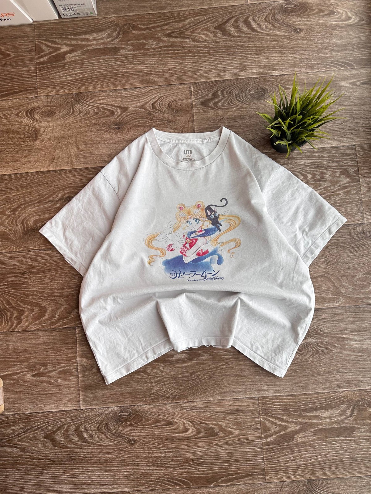 Sailor Moon Uniqlo Anime Manga Tokyo Japan Movie T Shirt Mens Size M White