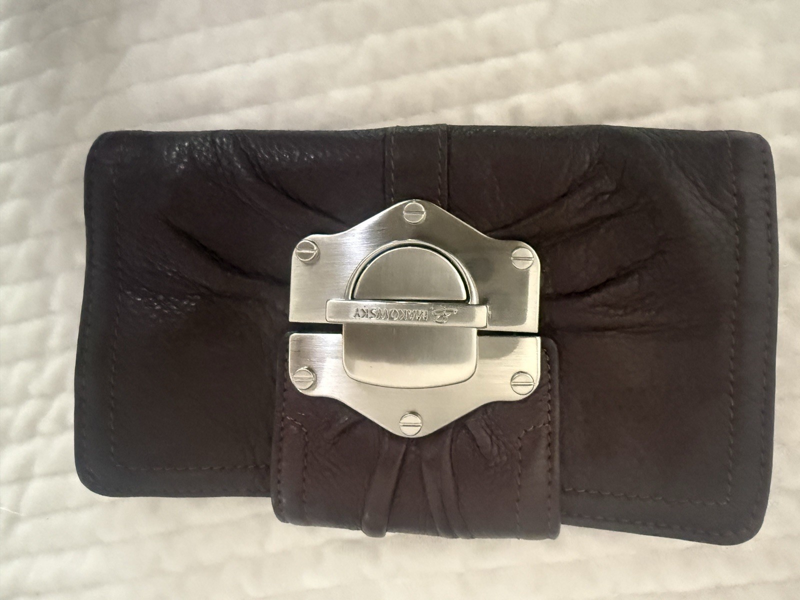 B. Makowsky Women’s Brown/Silver Checkbook Wallet Logo Buckle Folding Credit