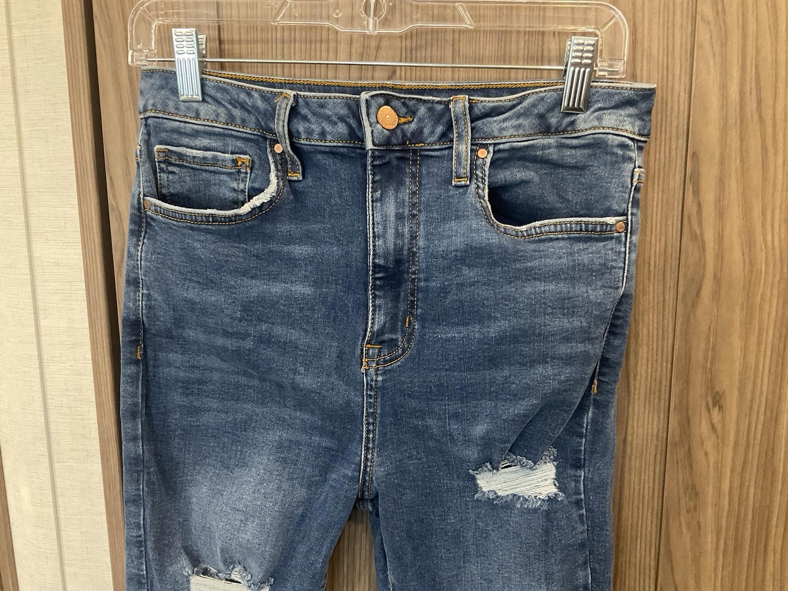 Forever 21 Womens Blue Jeans No Tags Size 28 Waist 30” Hip 26” Inseam