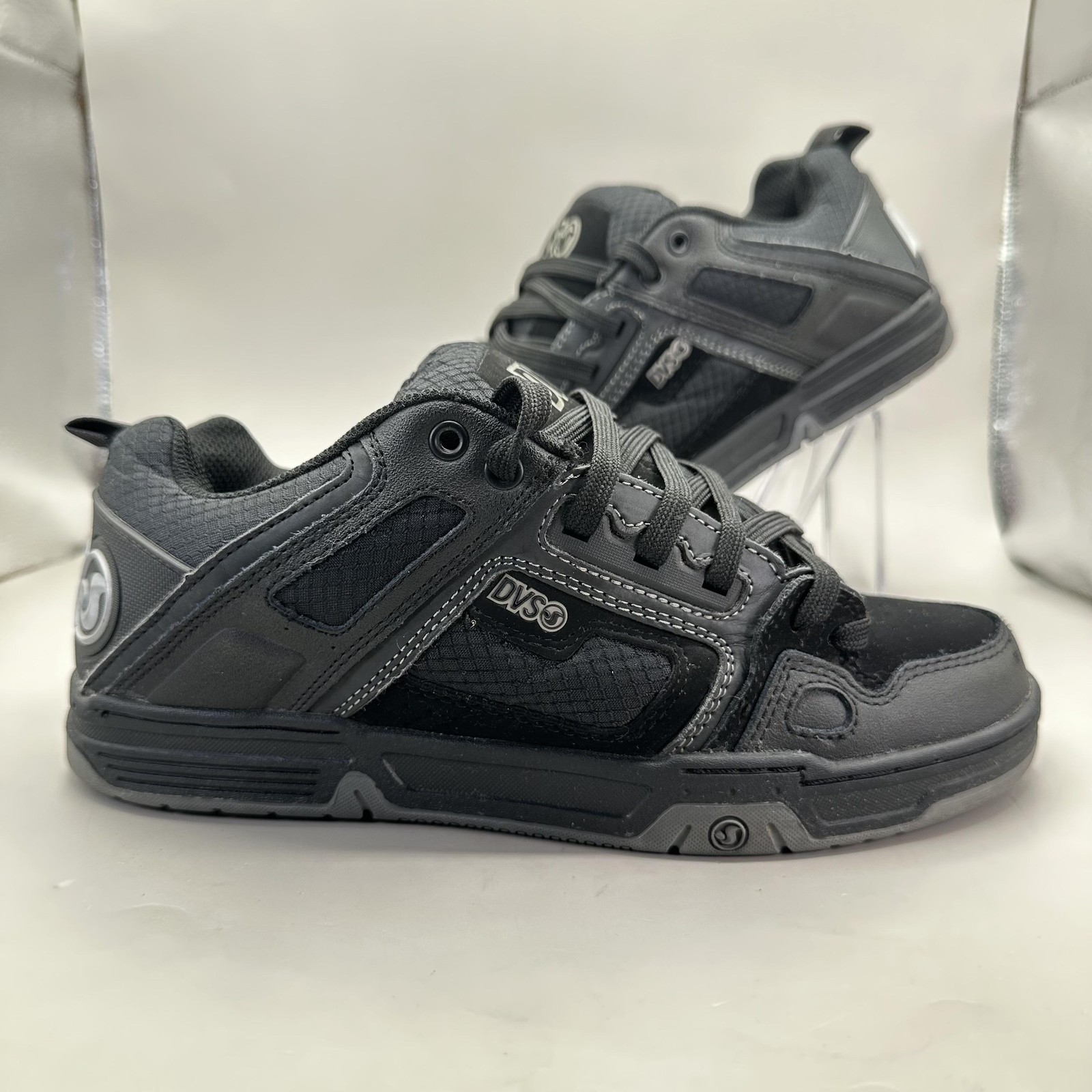 DVS Comanche Shoes Mens Size 7.5 Black Low Top Skateboarding Sneakers DVF0000029