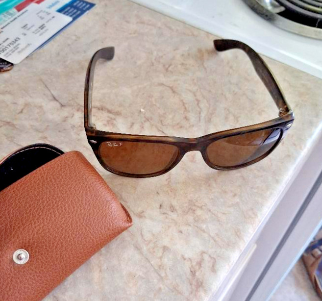 Ray-Ban RB2132 Unisex Sunglasses, Genuine, barely used