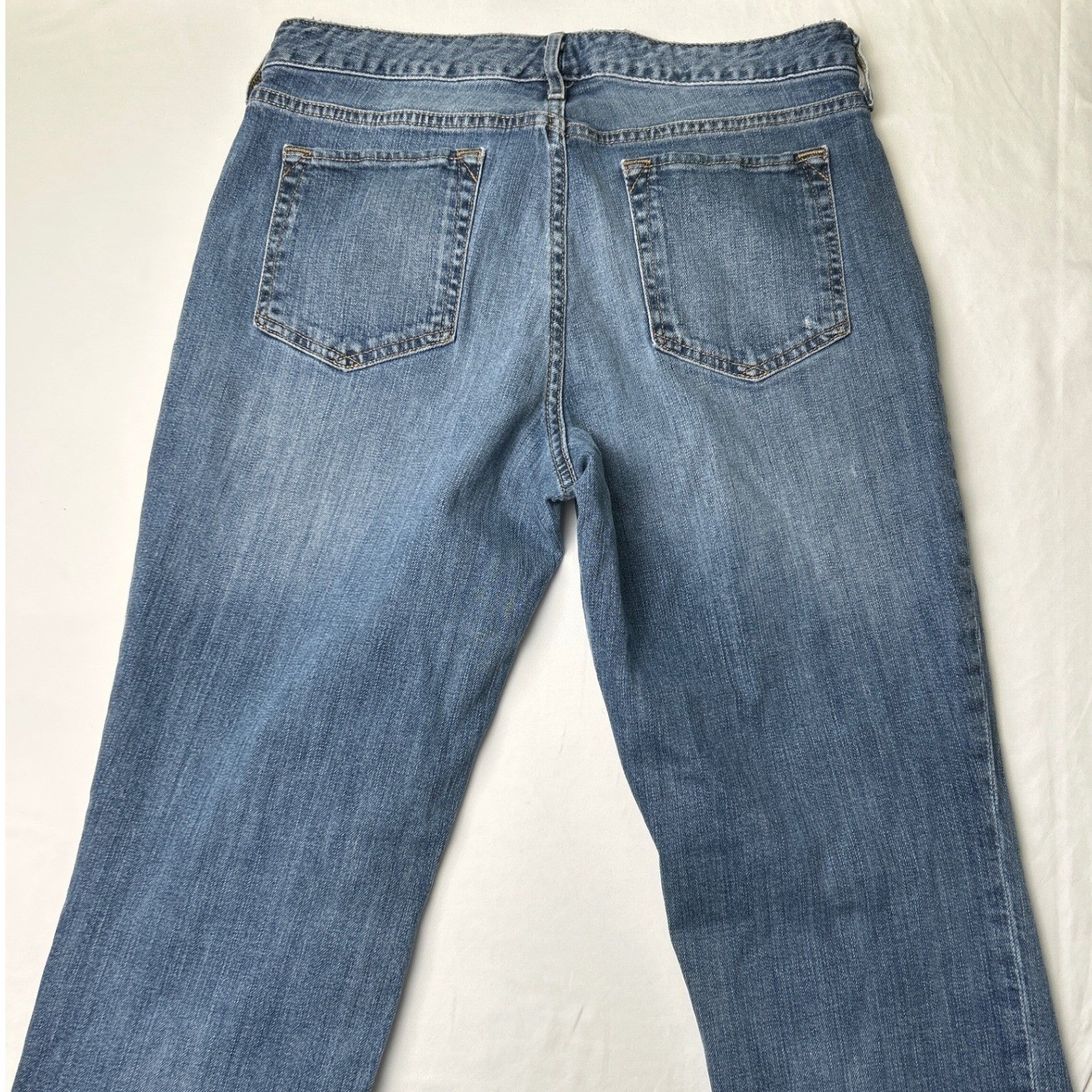 Eddie Bauer Womens Straight Leg Jeans Size 8 Slightly Curvy Medium Wash Stretch