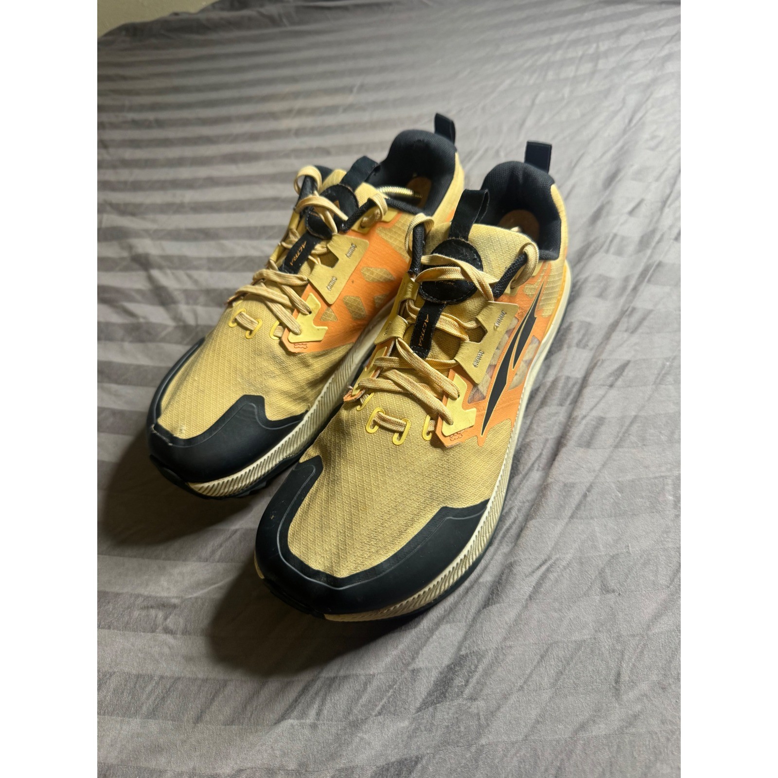 Altra Lone Peak 7 Womens Trail Running Shoes Yellow Orange AL0A7R7G880 US 10.5